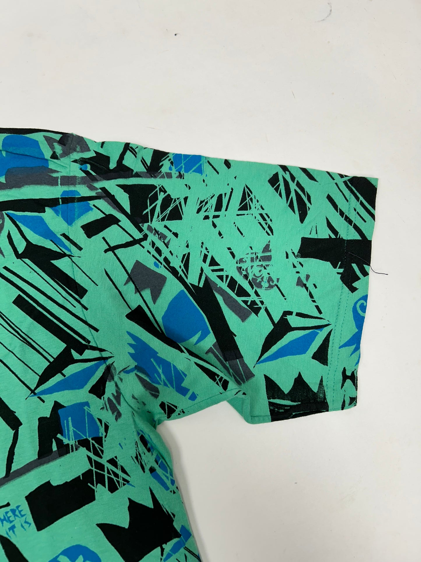 Vintage Volcom Stone All Over Print Skateboarding Skate Surf Tee Large 22.25x30.75 Inches Brand New Old Stock With Tag