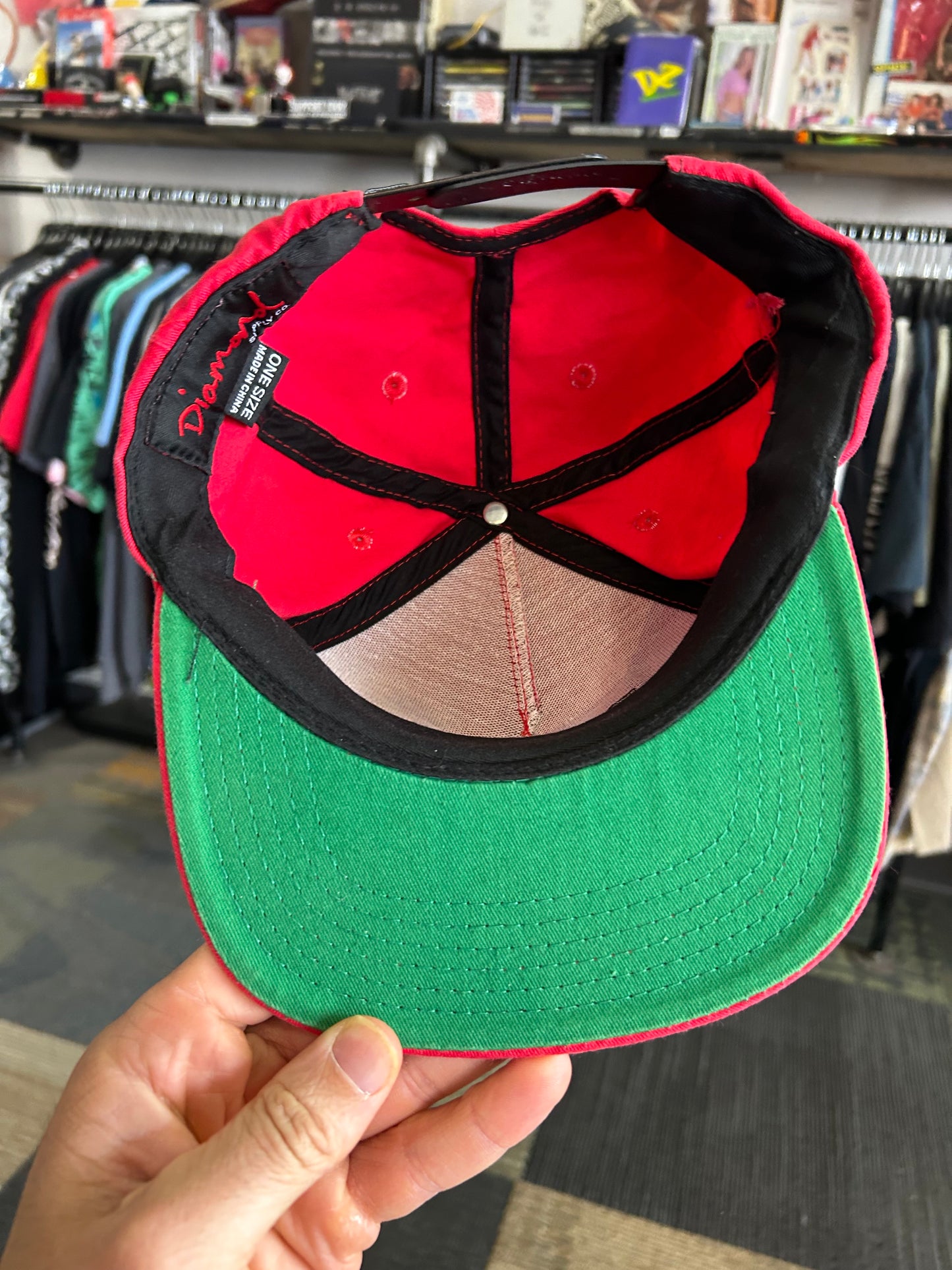 Diamond Supply Co SnapBack Hat Cap Red DMND Embroidered Logo Skate Streetwear