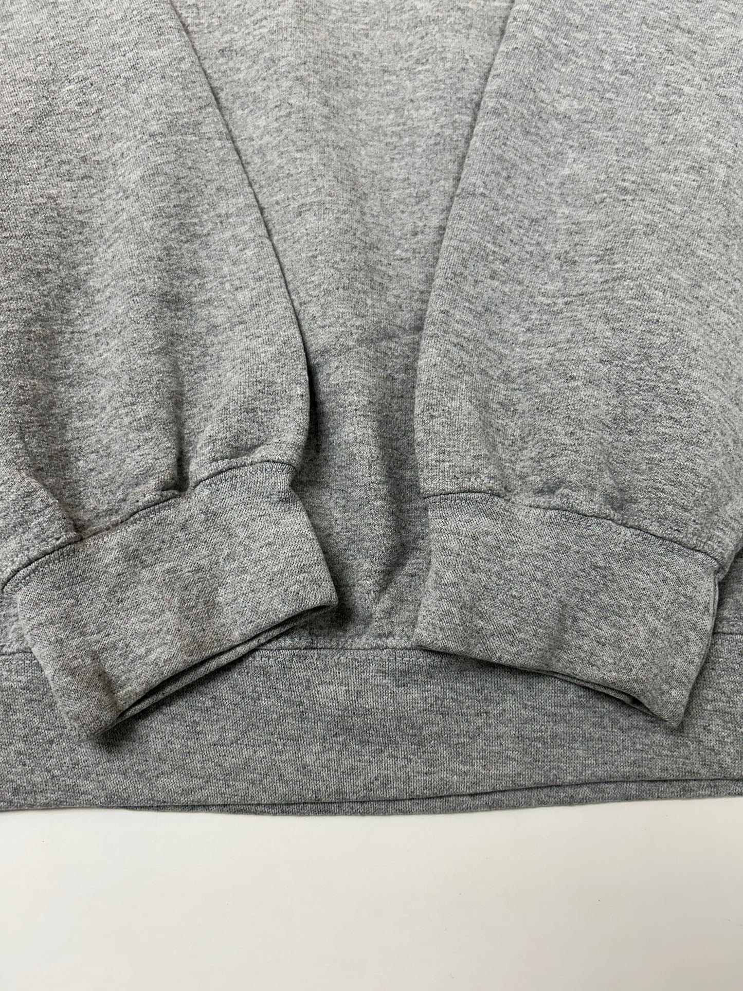 Zero Skateboards Spell Out Skate Brand Crewneck Sweatshirt Large 23.75x27 Inches Gray