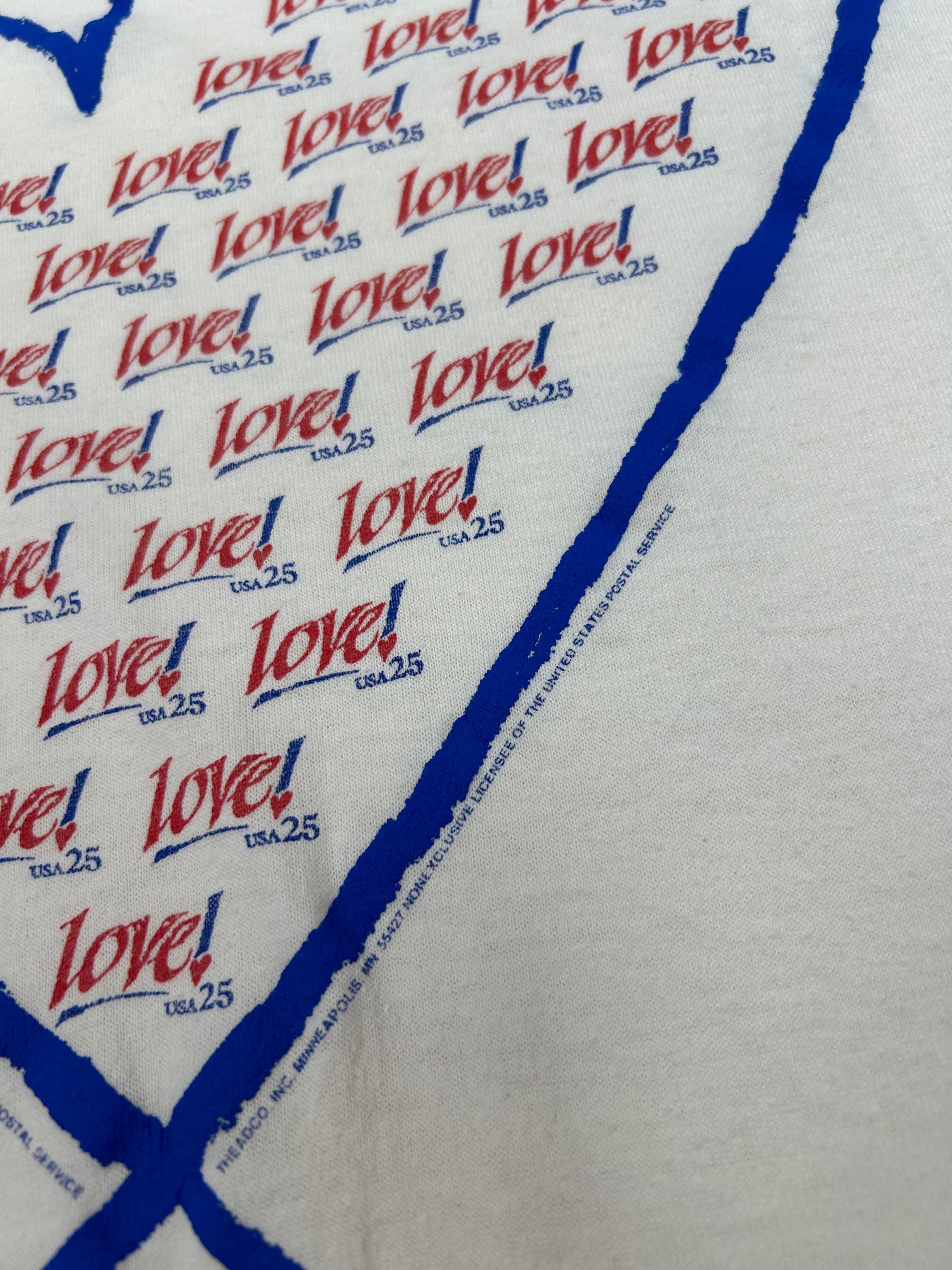 Vintage 90s Love USA 25 Postage Stamps T-Shirt Single Stitch Made in USA M/L Fit 20.75x26.25 Inches