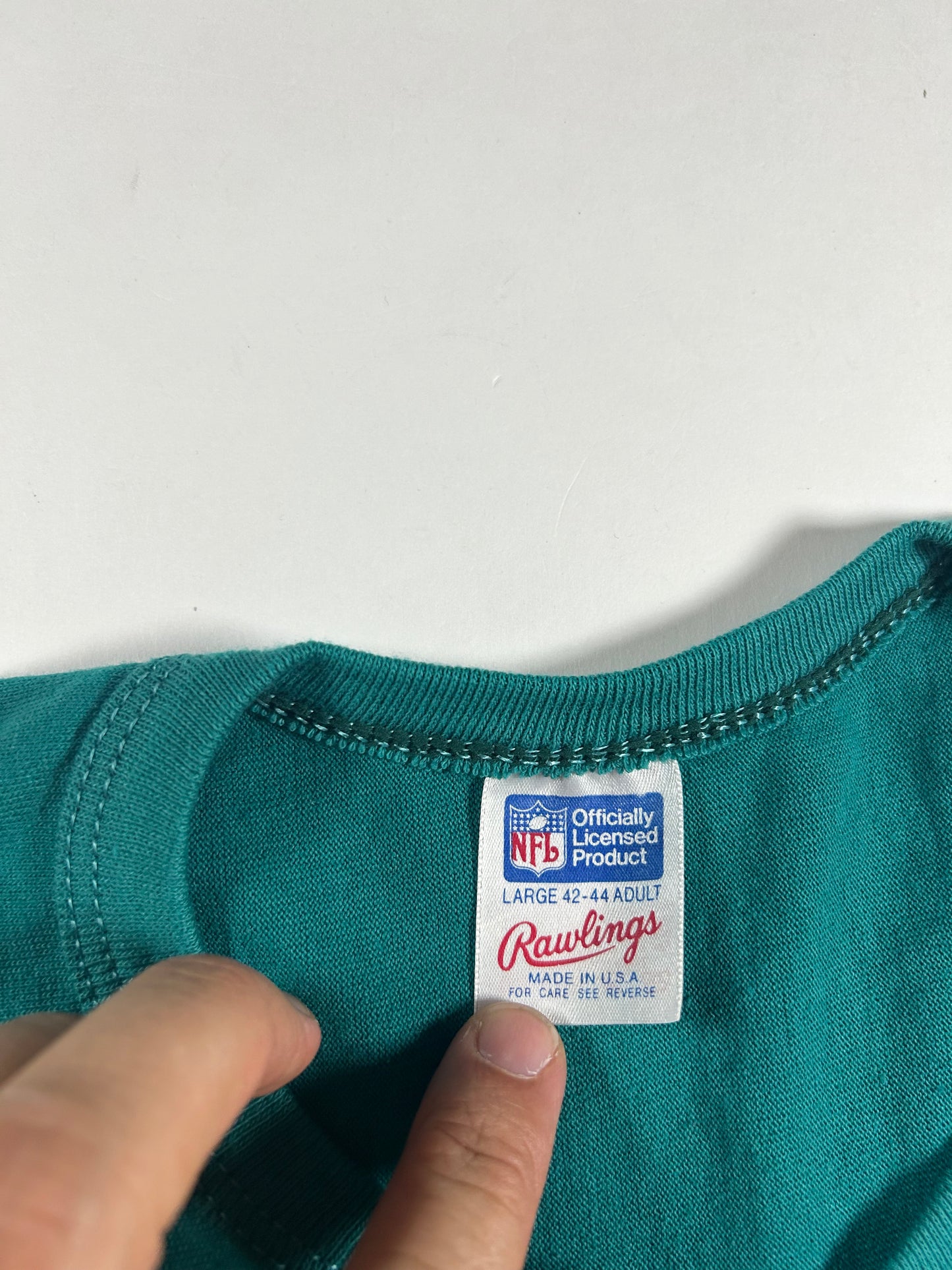 Vintage 1980s Rawlings Miami Dolphins Dan Marino #13 jersey-style t-shirt M/L 20.25x27.75 Inches