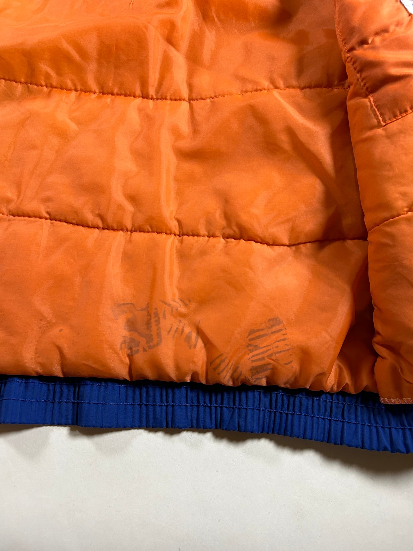 Vintage Starter New York Knicks Puffer Zip Up Packable Hood Jacket NYK XL 29x29.25 Inches As Is Has Stains 90s