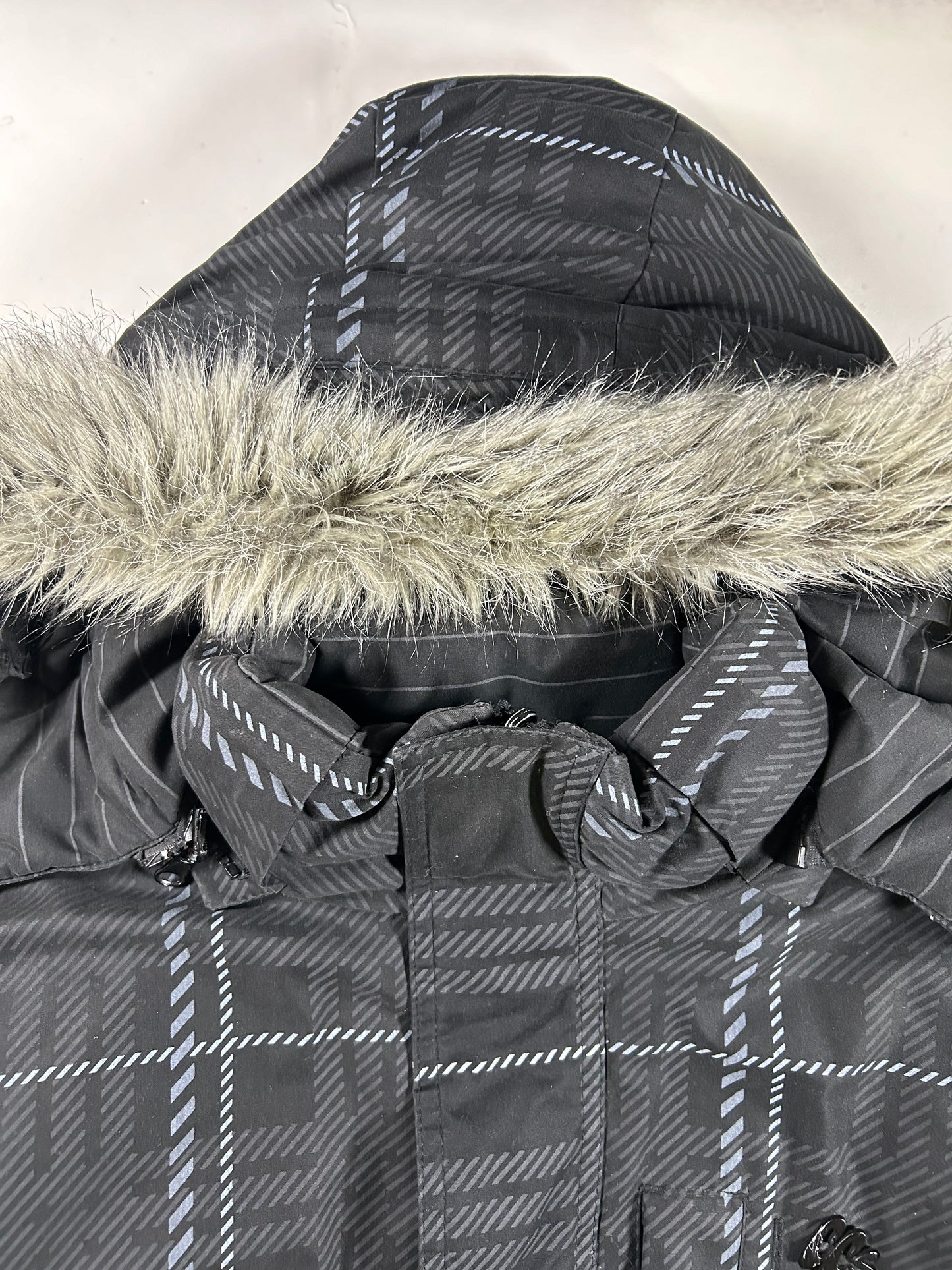 Vintage CCS Skate Catalog Winter Puffer Reversible Jacket Snowboard Skateboard Medium 26x28 Inches