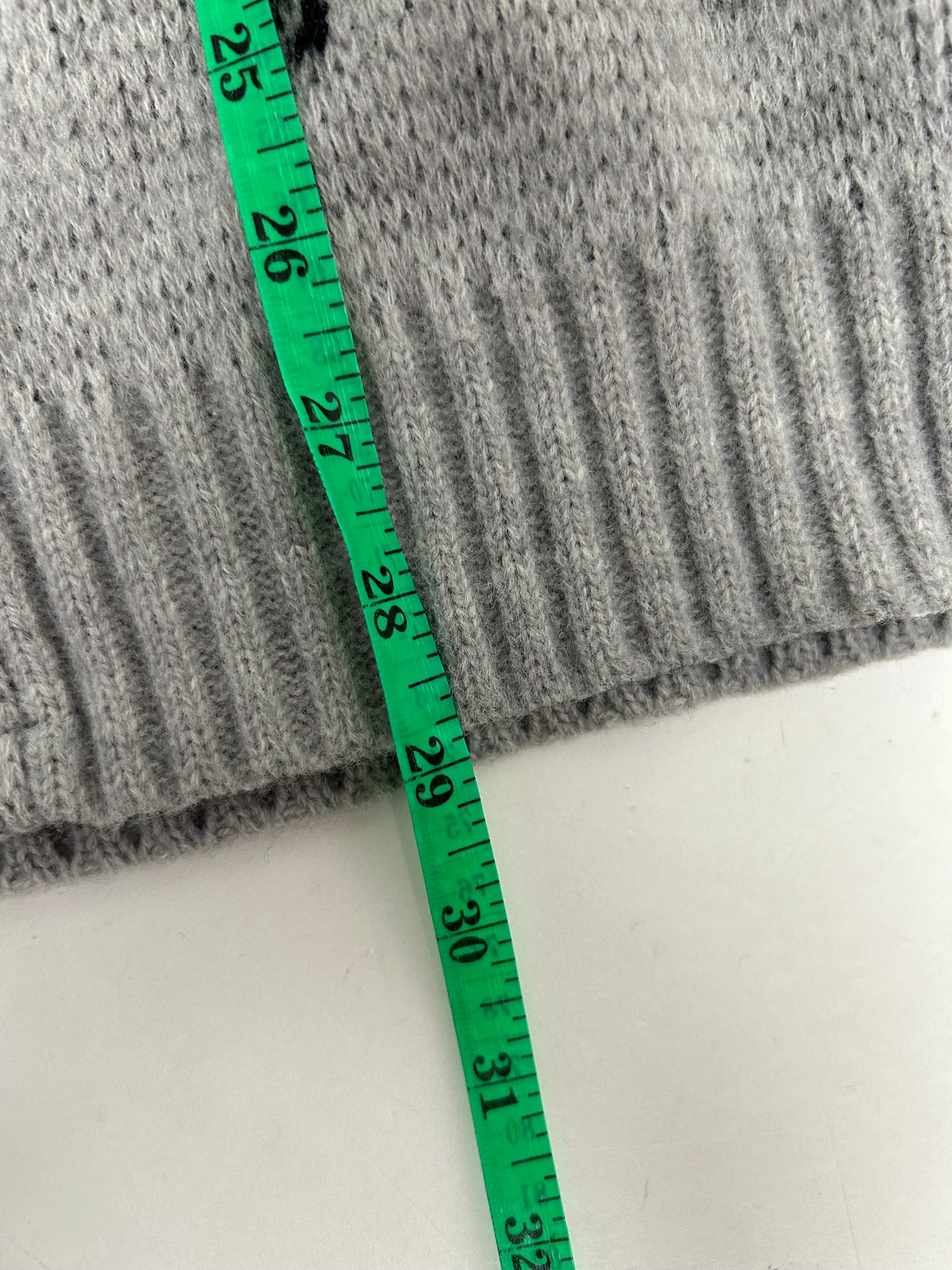 Vintage London Fog Sweater Gothic Zipper Sweater 100% Acrylic Full Zip USA Large 23.5x29 Inches