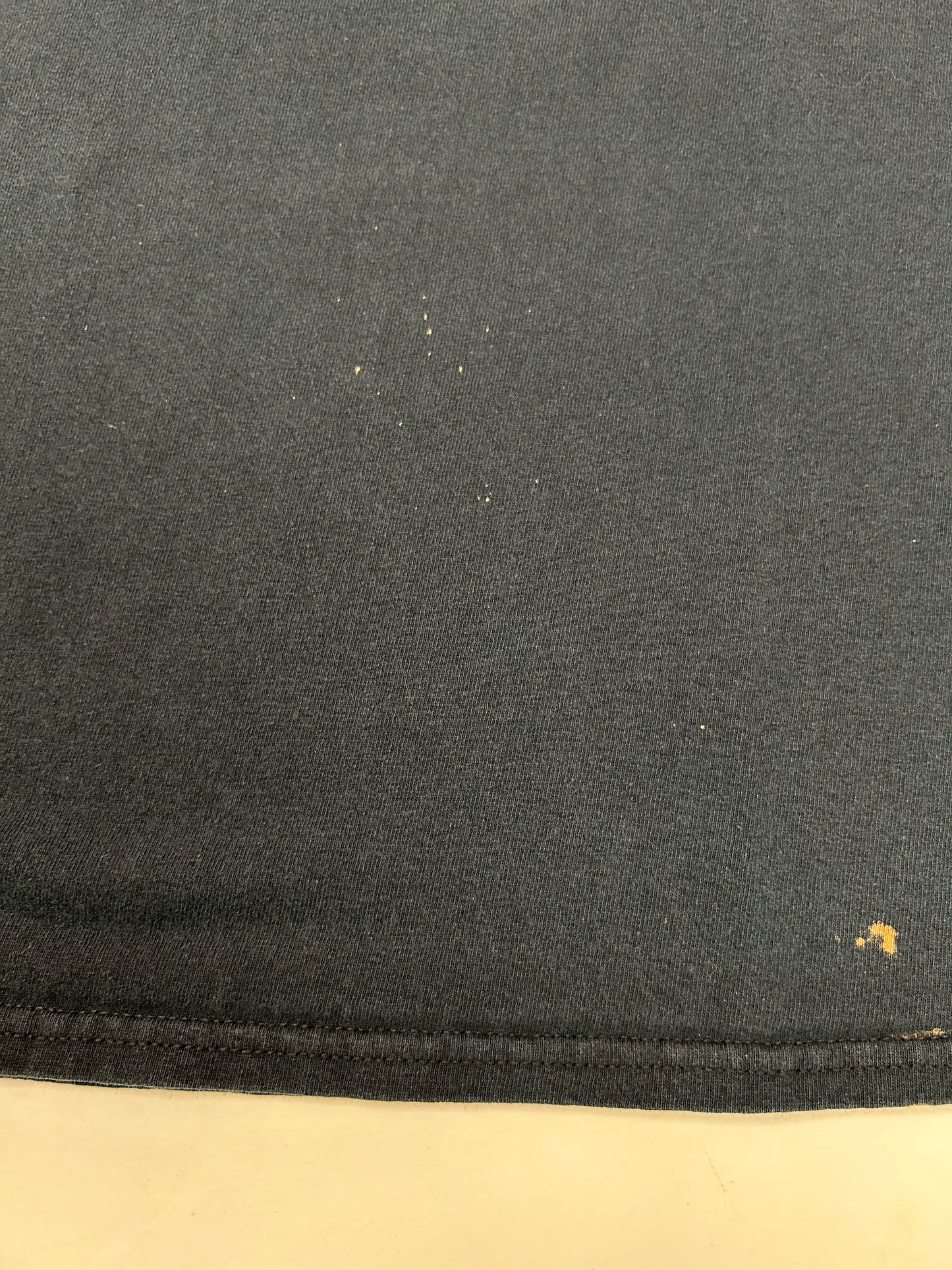 Vintage 2000s Hooters Tampa You Don’t Know Jack Restaurant Jack Daniels Graphic Tee Faded Worn In Worn Large 22.25x28 Inches