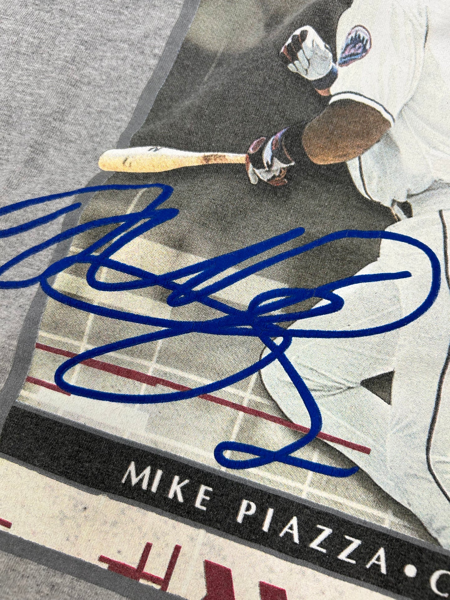 Vintage New York Mets Mike Piazza MLB Playoff Absolute Memorabilia Tee XL 23.5x29.75 Inches
