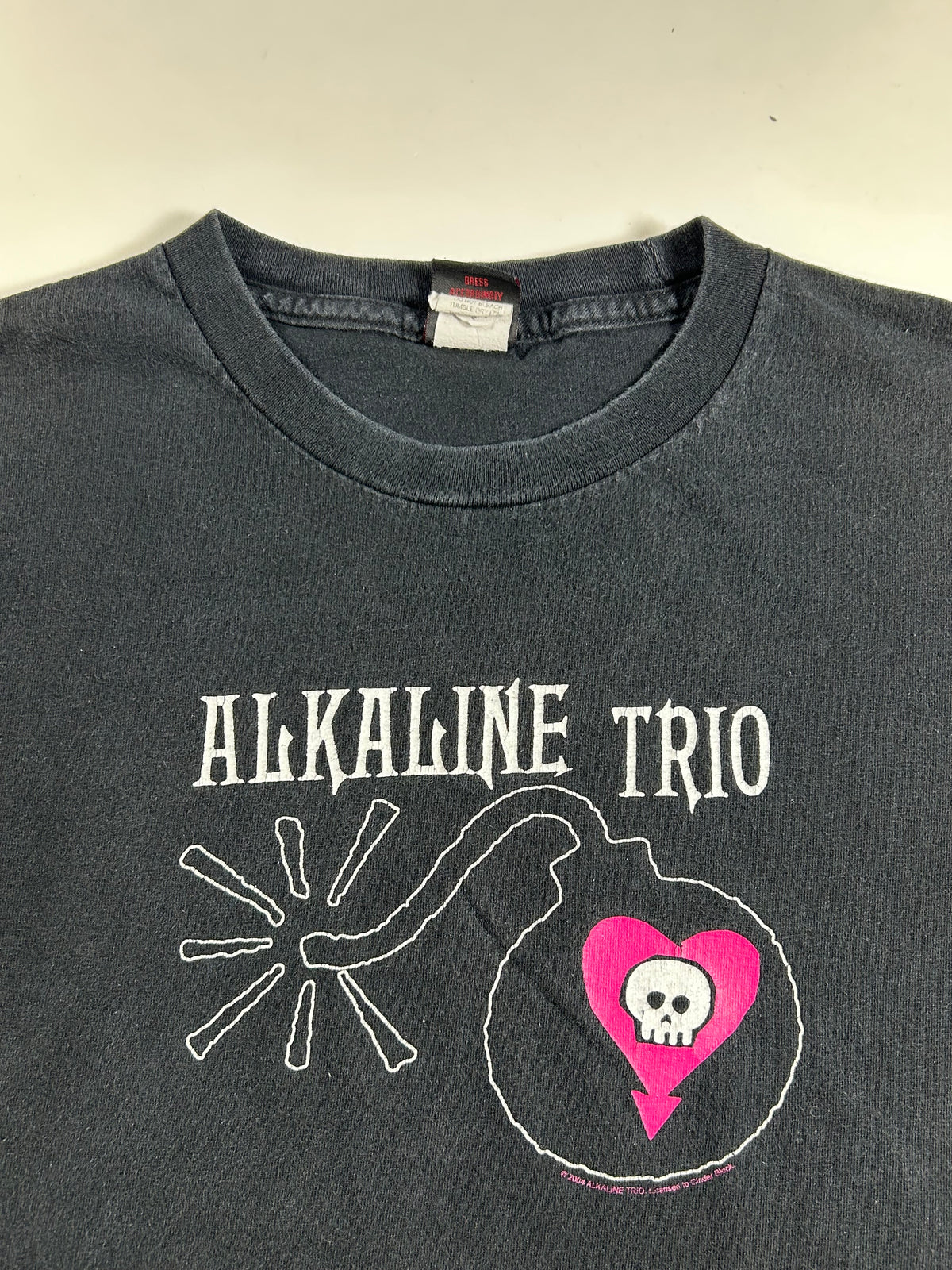 Vintage 2004 Alkaline Trio Band Tee XL/L Boxy Style 23.75x27.25 Inches Great Wear & Fading