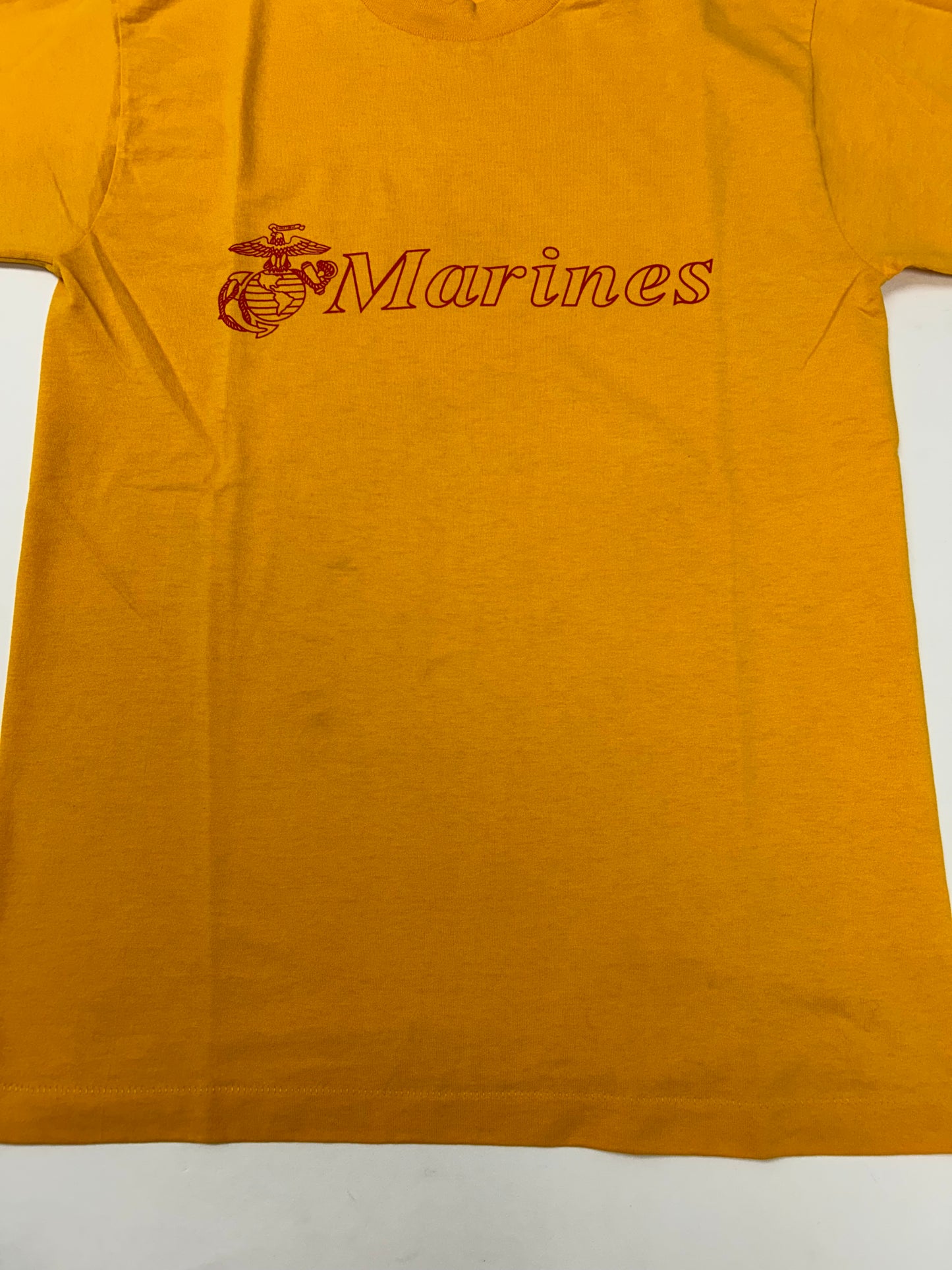 Vintage 90s Marines Tee Medium 19.25x28.25 Inches