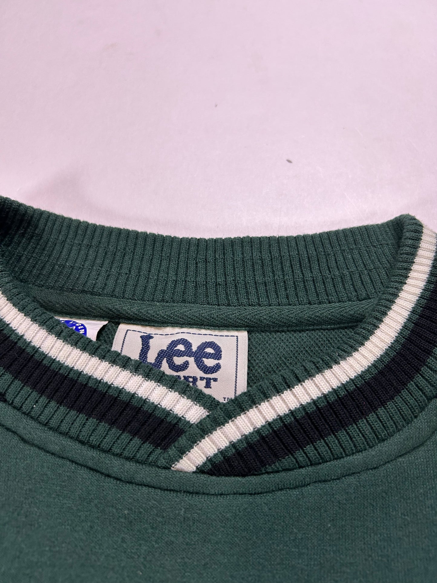 Vintage Lee Sport New York Jets NFL Embroidered Logo Crewneck Sweatshirt Green XL 27x29.25 Inches