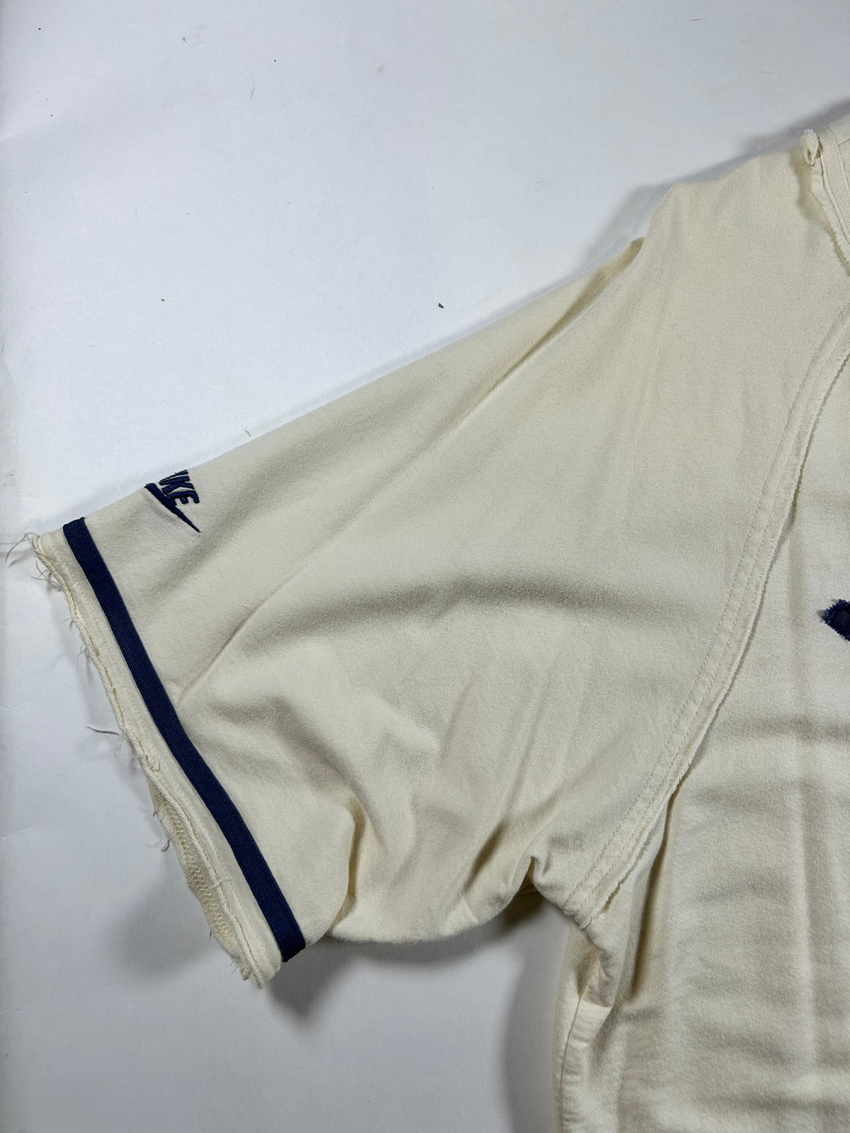Vintage 2000s Nike Team New York Yankees Baseball Jersey Blank Cream L/XL 25x32.5 Inches