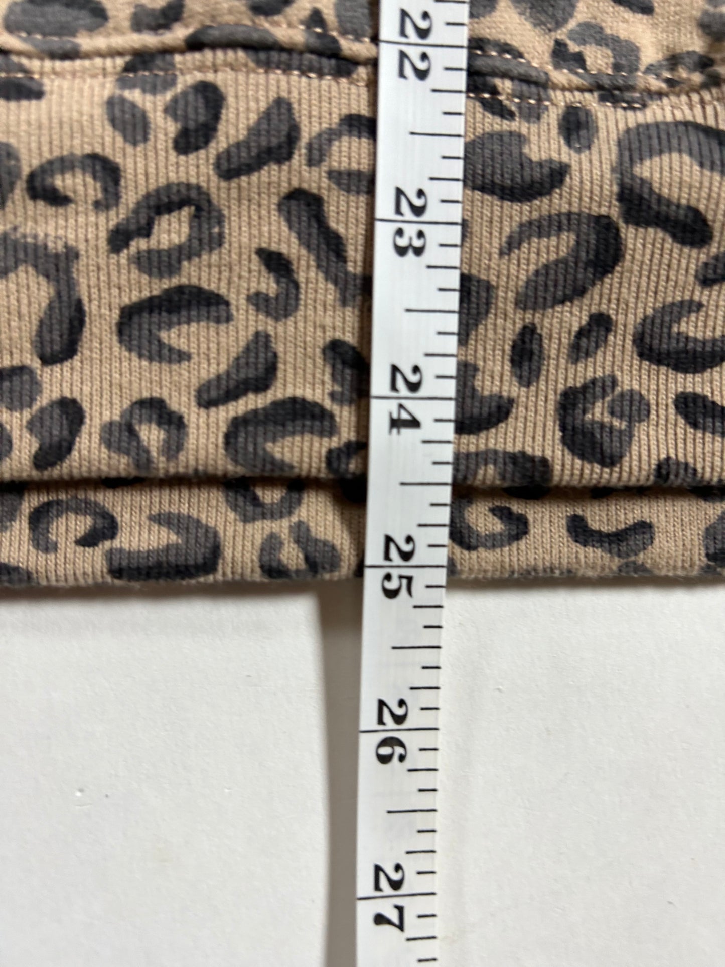 Abercrombie & Fitch Leopard Cheetah Print Pullover Shirt Soft Women’s Small 21.5x25 Inches Brand New With Tag