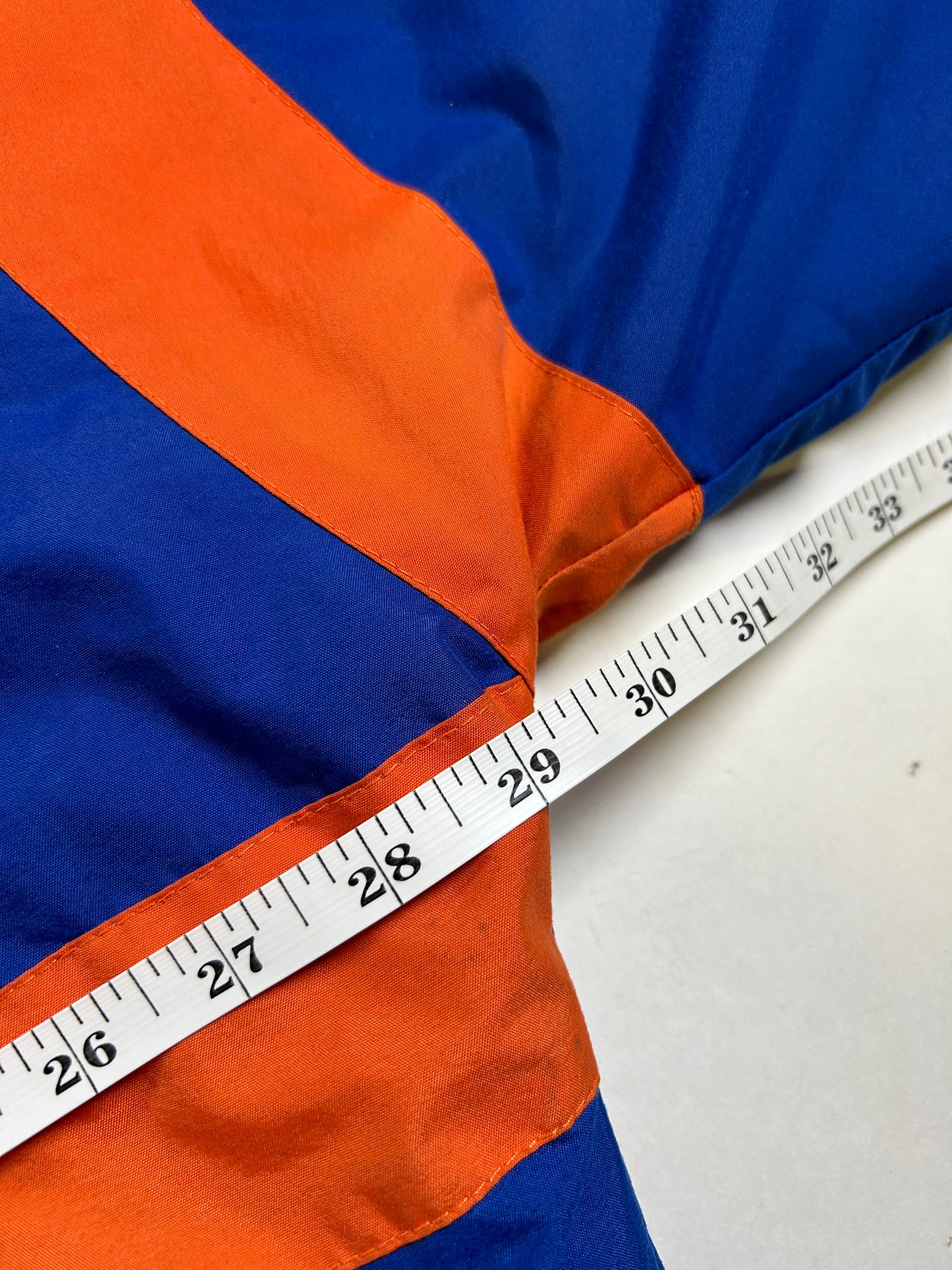 Vintage Starter New York Knicks Puffer Zip Up Packable Hood Jacket NYK XL 29x29.25 Inches As Is Has Stains 90s