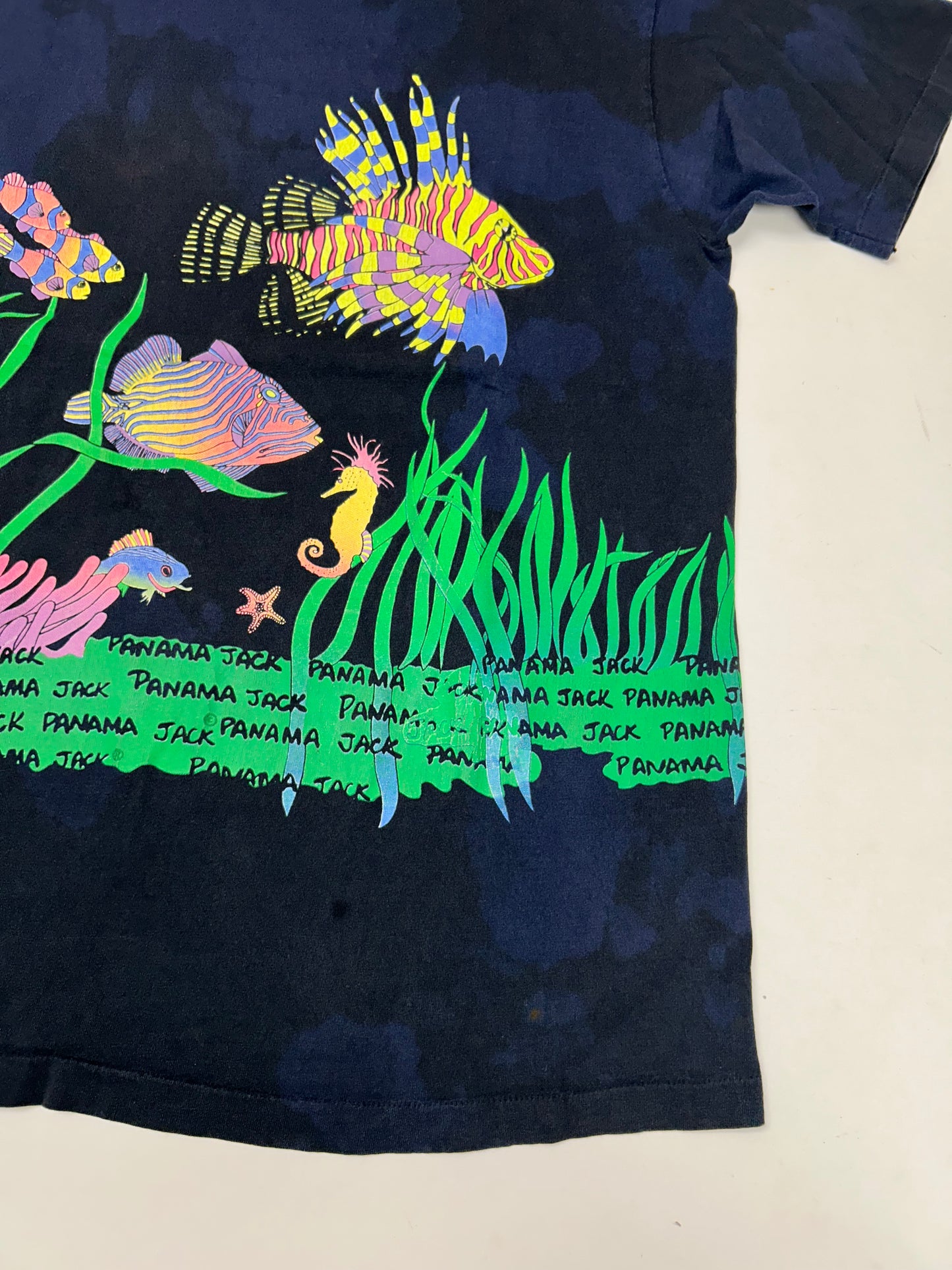 Vintage Panama Jack AOP Fish Tee XL 23.25x31.75 Inches