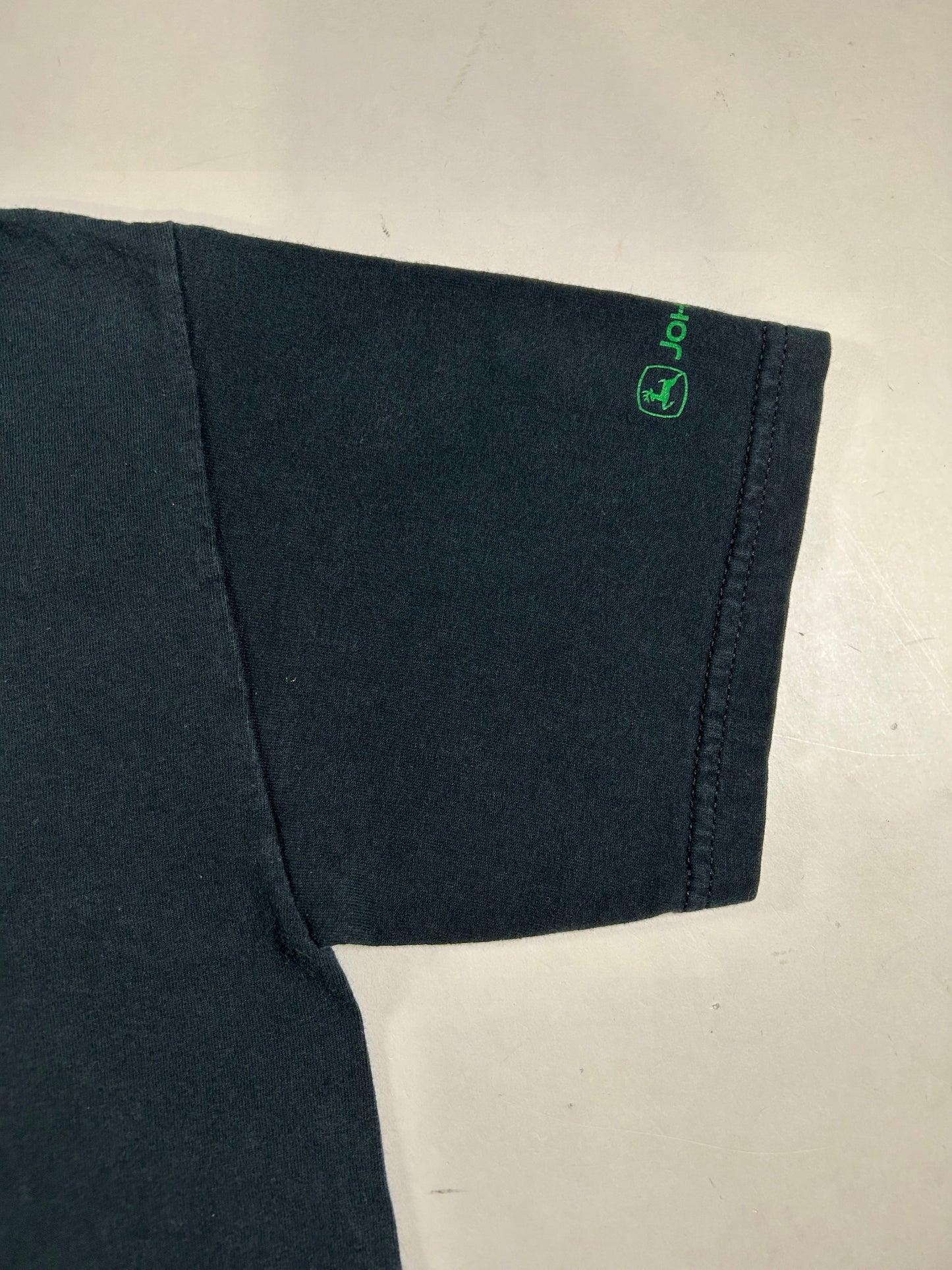 Vintage 00s John Deere “Nothing Runs Like a Deere” Brand Promo Tee Small 17.75x27.25 Inches Y2K