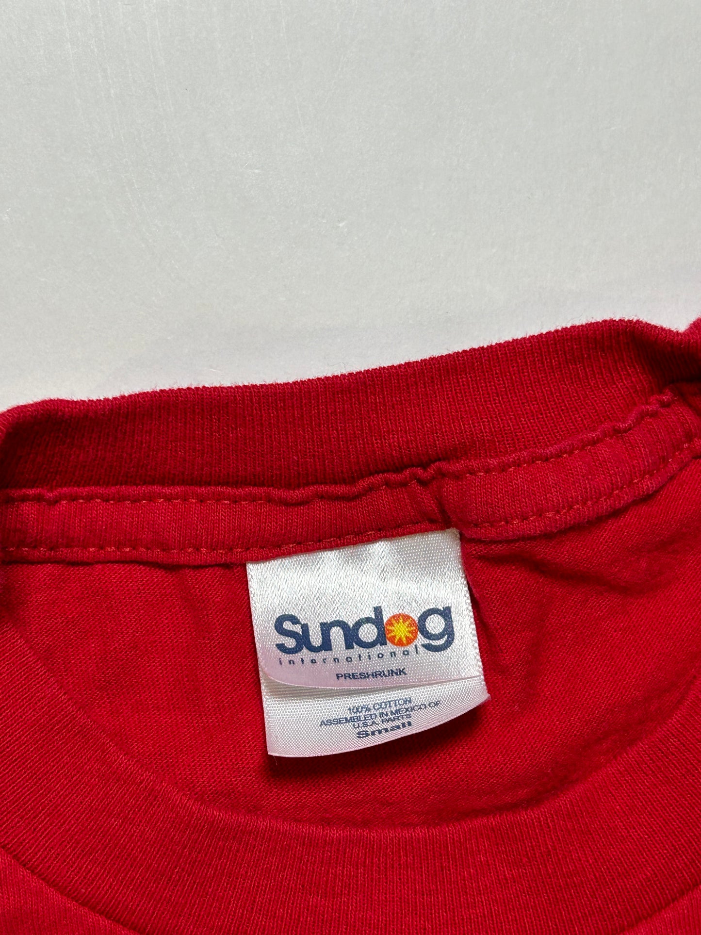 Vintage 2003 Less Than Jake Music Band Graphic Tee Small 16.75x27 Inches Red