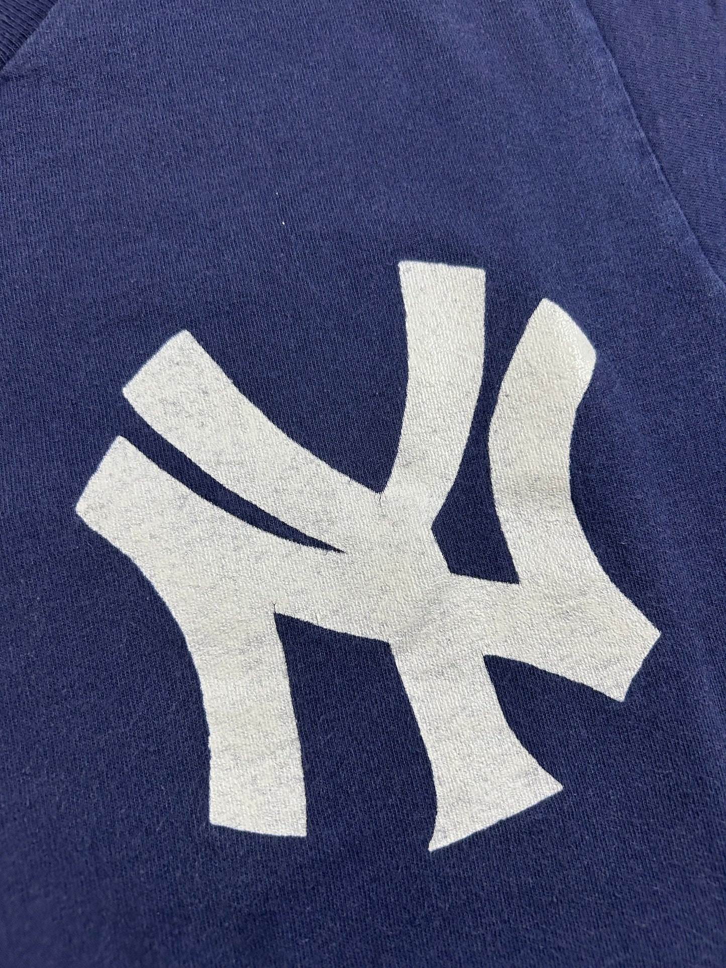 Vintage 2000s New York Yankees Derek Jeter #2 MLB Player Tee Small