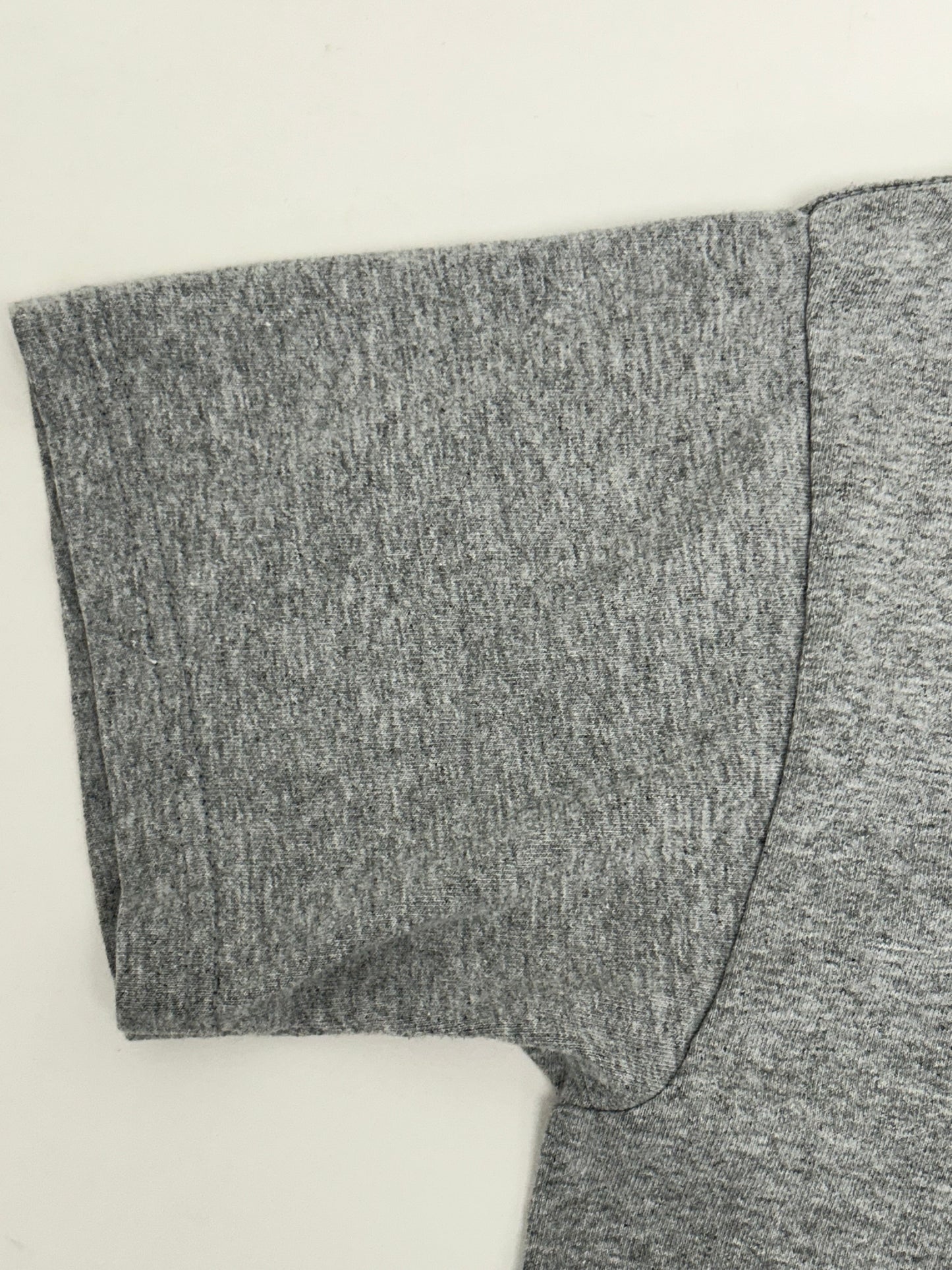 Vintage 2000s Walt Disney World Mickey Mouse Mickey Tee Small 17.75x26.25 Inches Gray