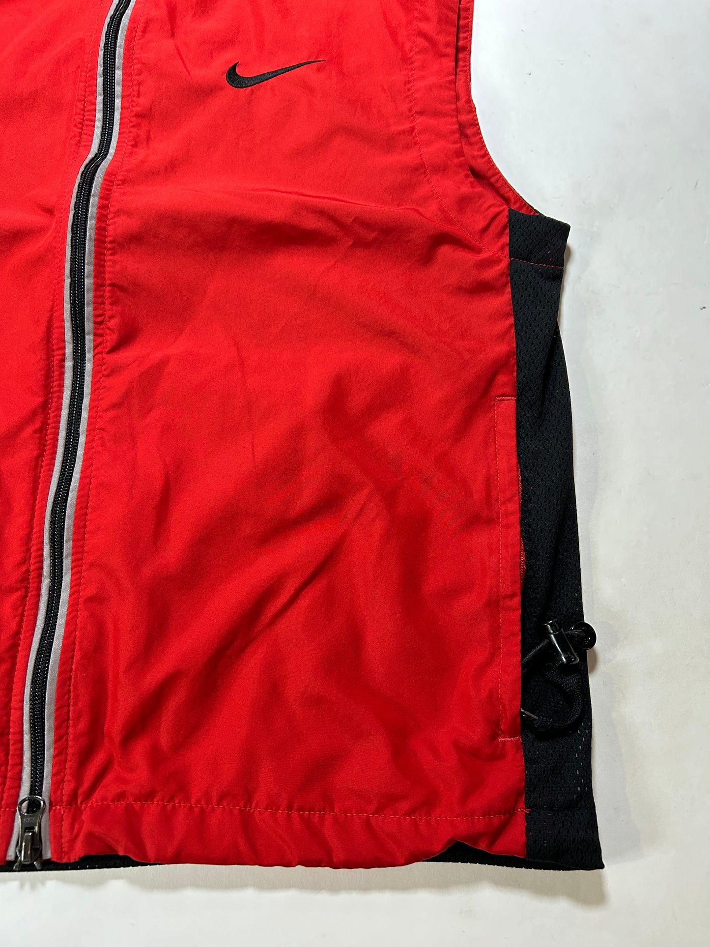 Vintage 90s Nike Zip 3M Windbreaker Vest Medium 22x25.75 Inches Red/Black