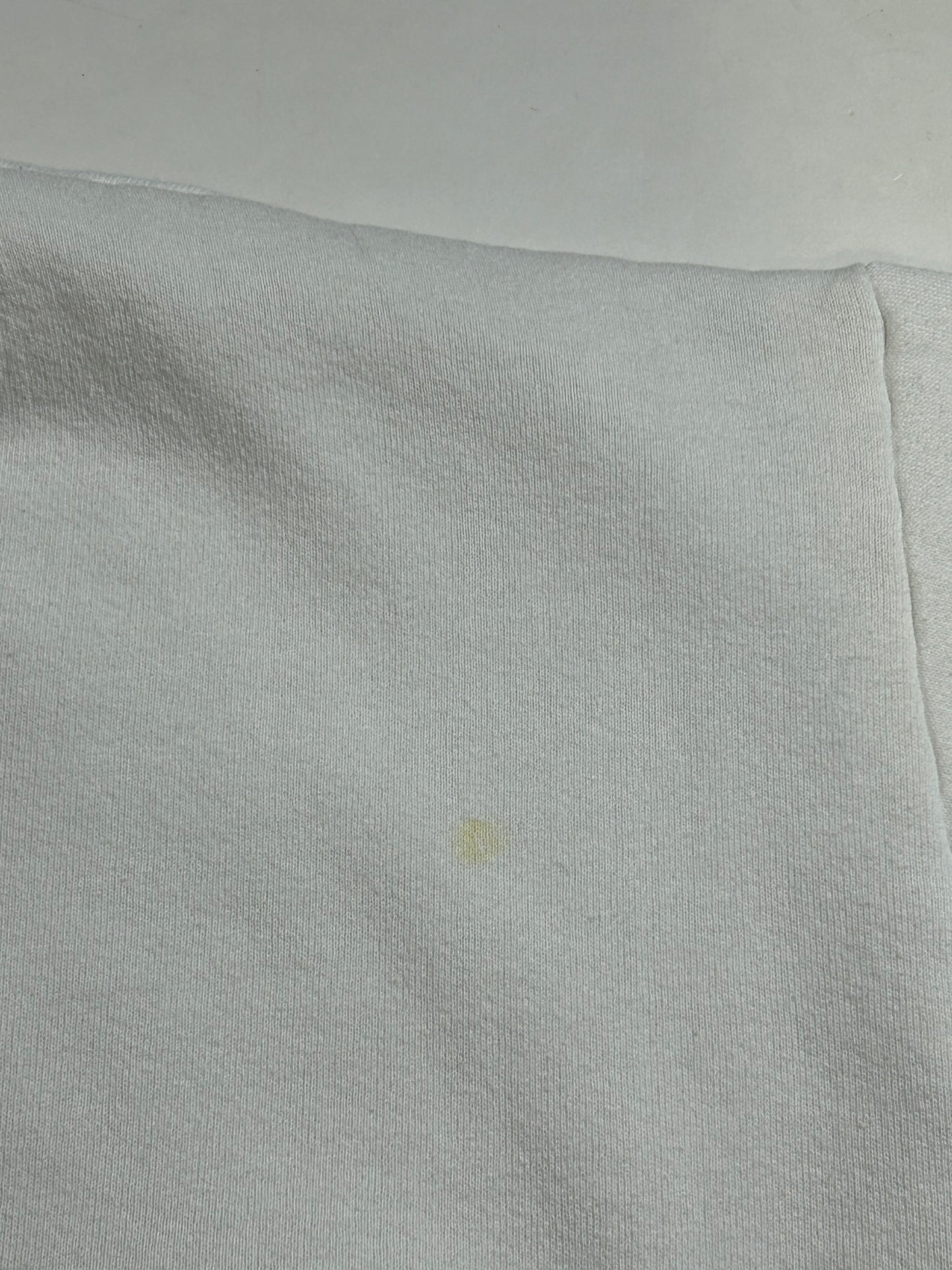 Vintage Peanuts Lucy Snoopy Kissing Woodstock Crewneck Sweatshirt 90s Large/Medium 22.5x25.75 Inches Valentines