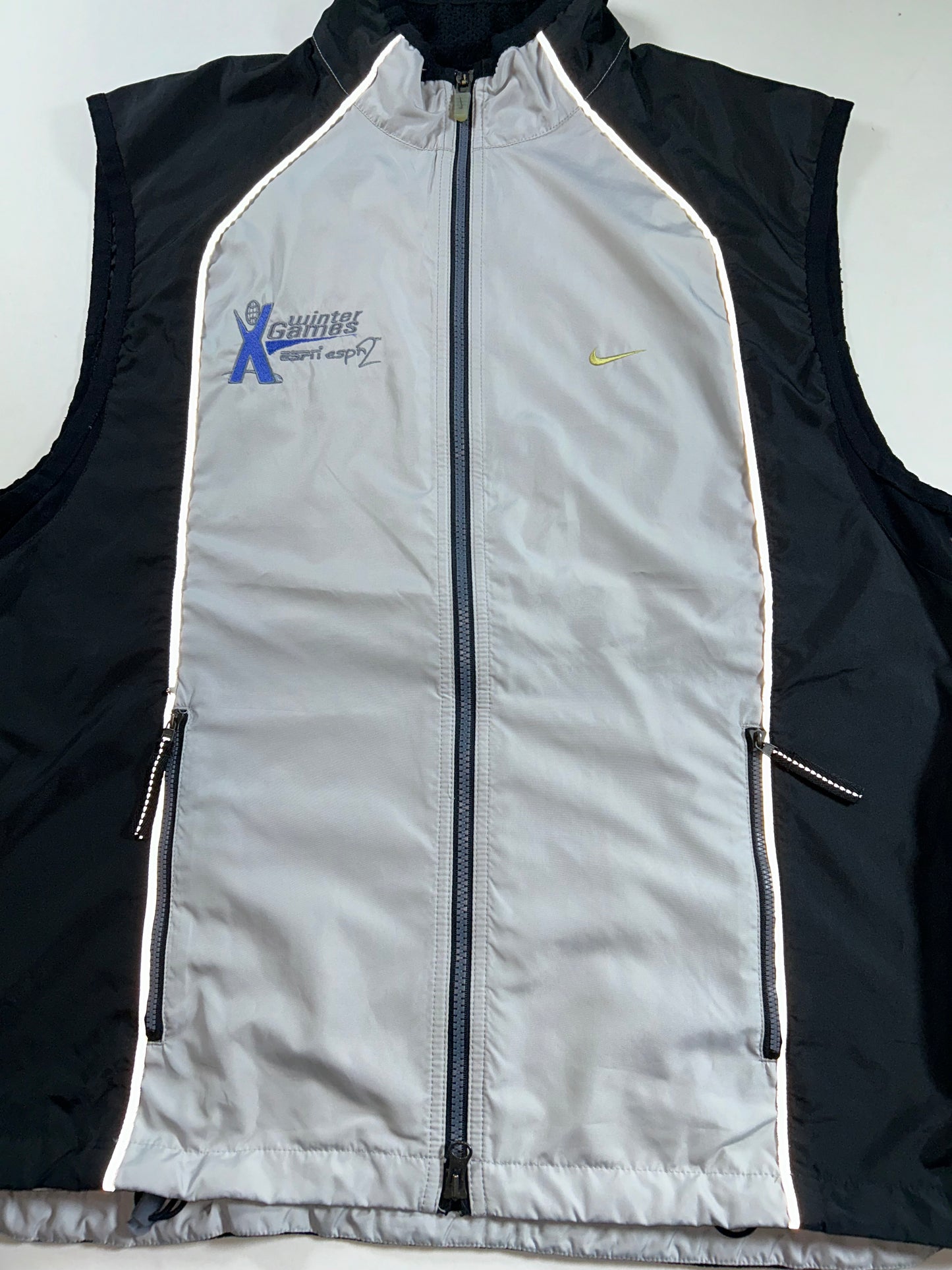 Vintage 90s Nike Winter X Games Volunteer Vest Jacket Full Zip 3M XL/L Fit 24.75x29.5 Inches