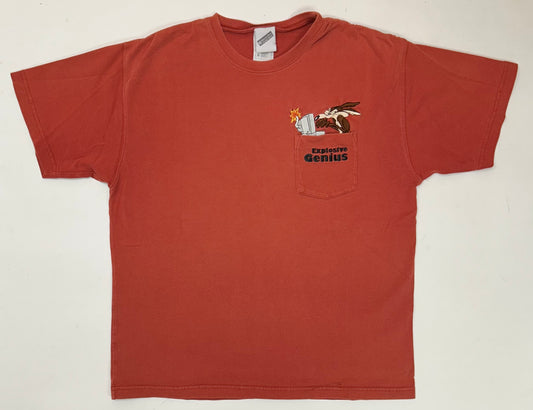 Vintage 2000 Warner Bros Studio Store Wile E. Coyote Explosive Genius Pocket Tee Medium 21x26 Inches