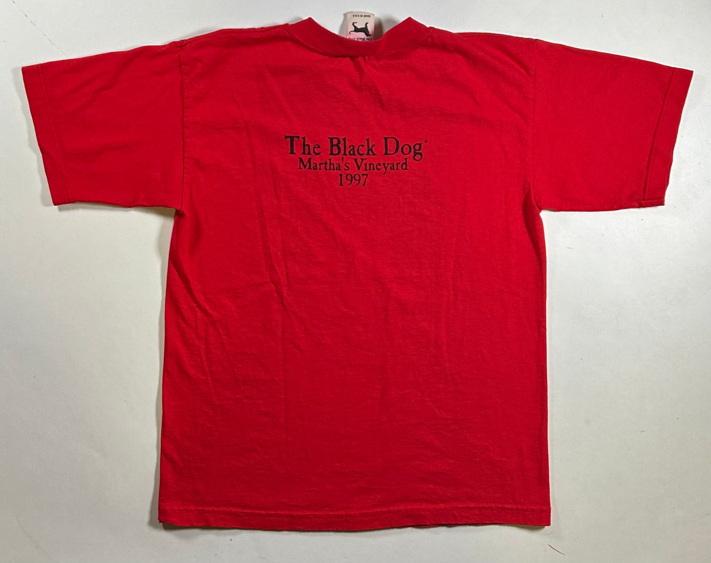 Vintage The Black Dog Martha's Vineyard 1997 Shirt Red Youth 8 18x24 Inches USA