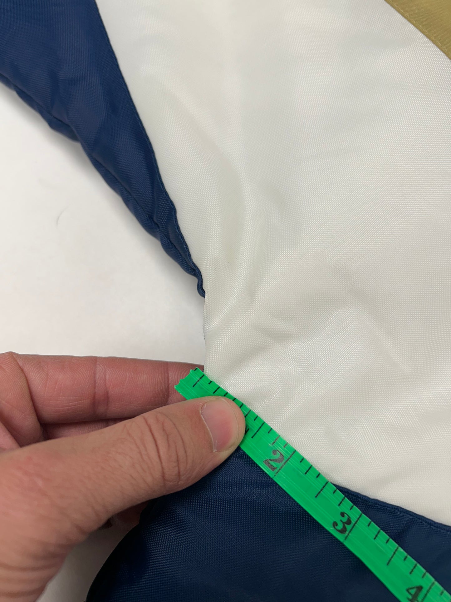 Vintage Notre Dame Fighting Irish Puffer Jacket 1/4 Zip Medium/Large Fit 26.75x29.5 Inches Pro Player 90s