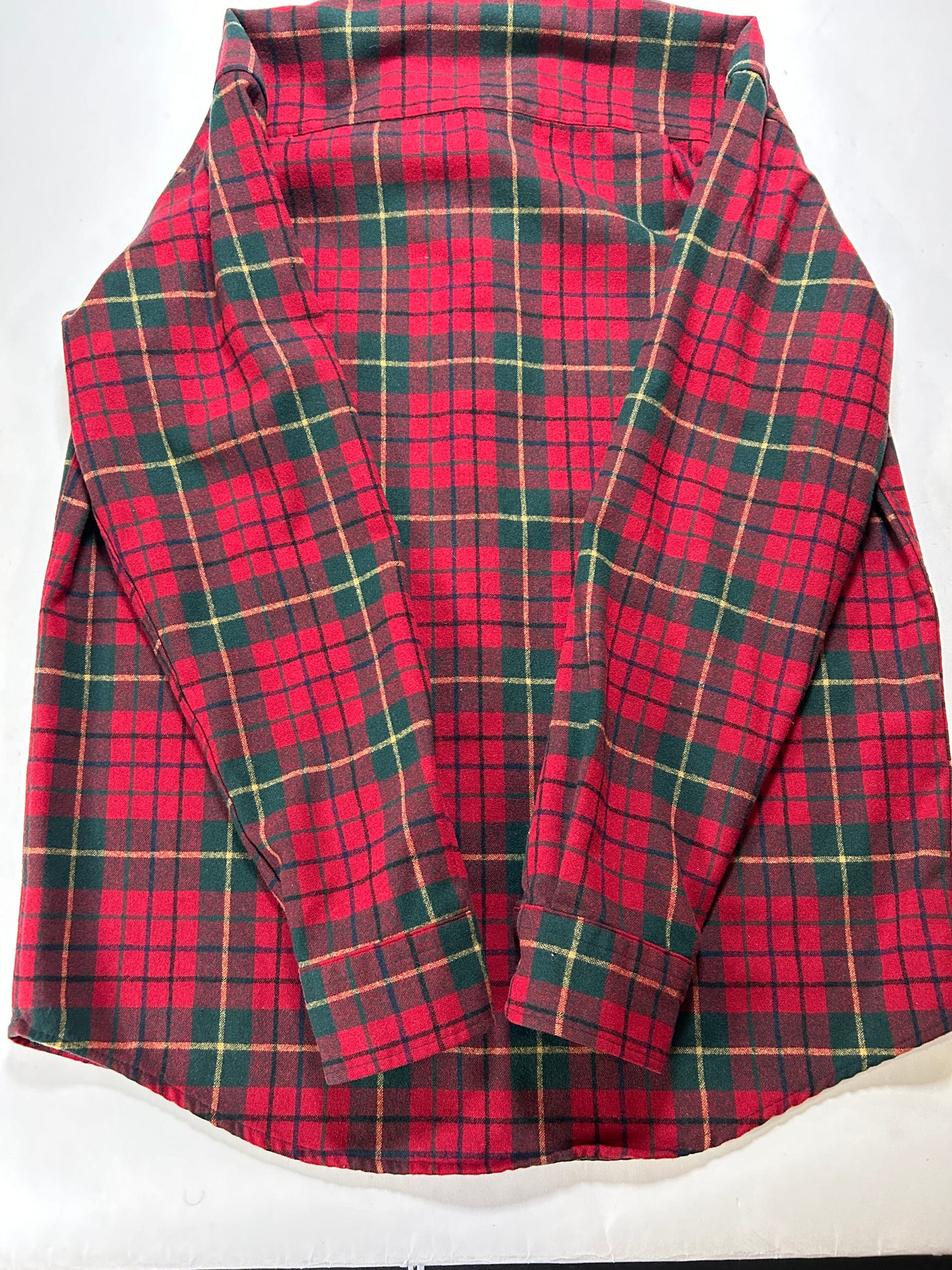 Pendleton Plaid Fireside 100% Wool Button Down Flannel Shirt Large 23.5x30.75 Inches Red Green