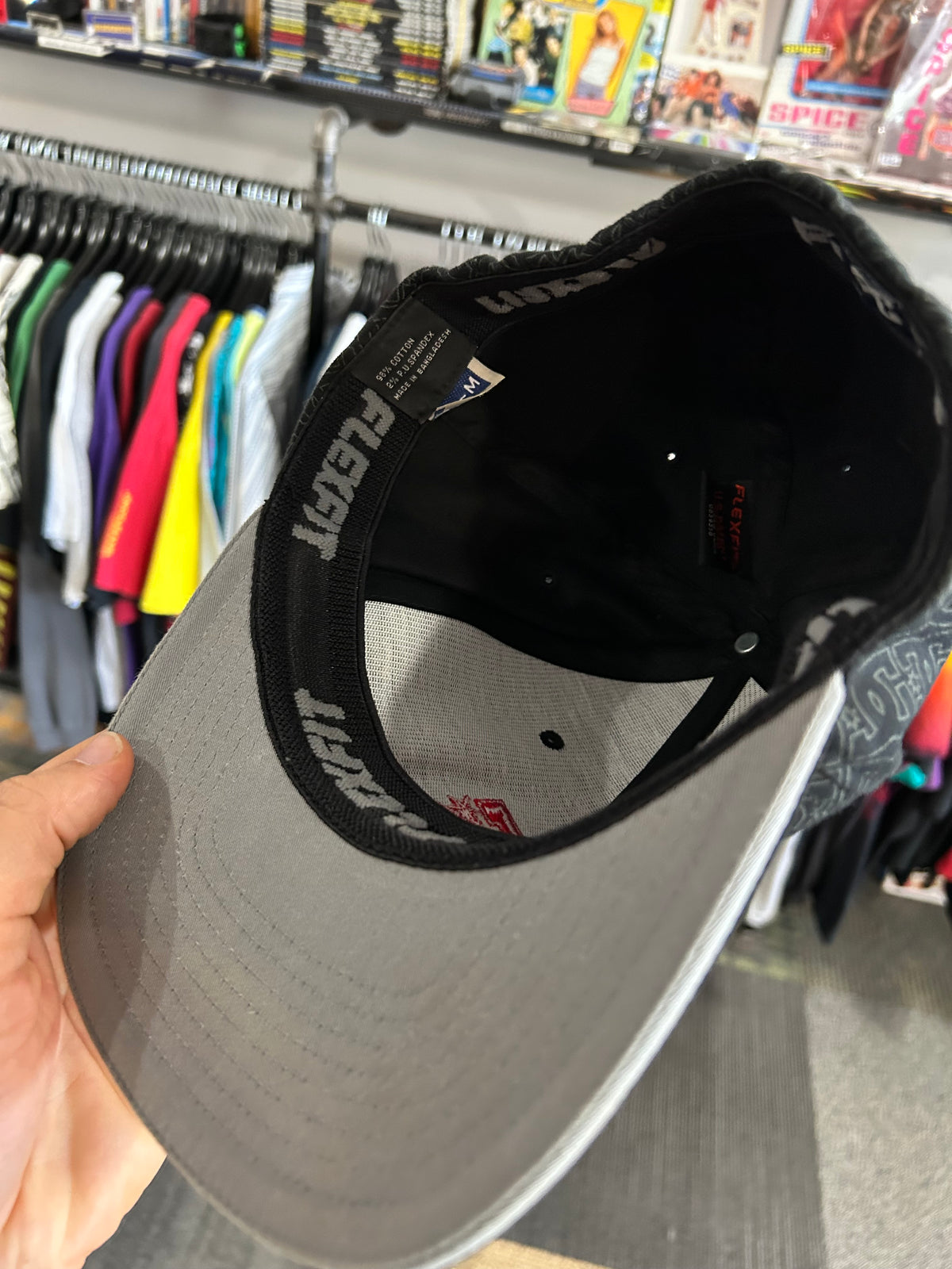 Vintage 2000s DC Shoes All Over Repeat Logo FlexFit Hat Small/Medium Fit