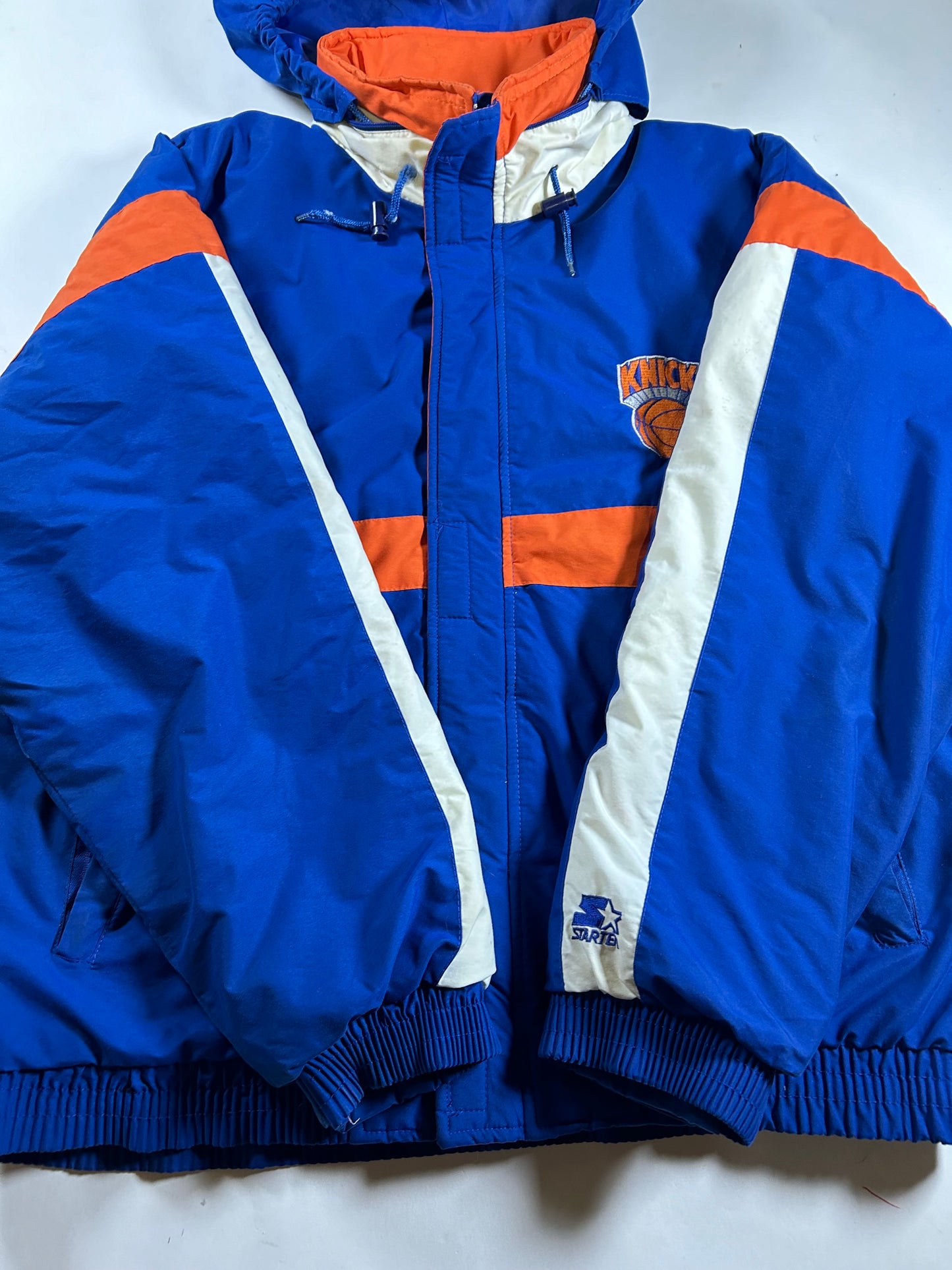 Vintage Starter New York Knicks Puffer Zip Up Packable Hood Jacket NYK XL 29x29.25 Inches As Is Has Stains 90s