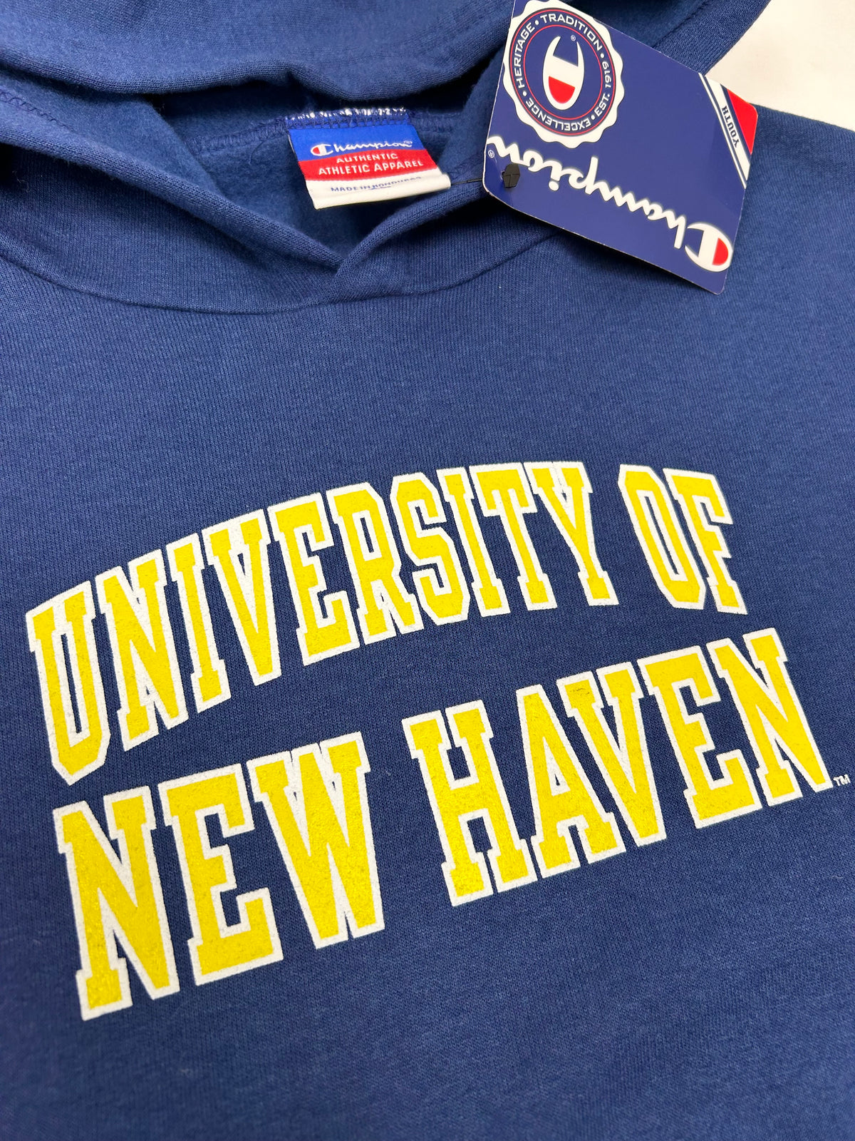 University Of New Haven College Logo Champion Hoodie Sweatshirt New 21.25x26.5 Inches Brand New With Tag