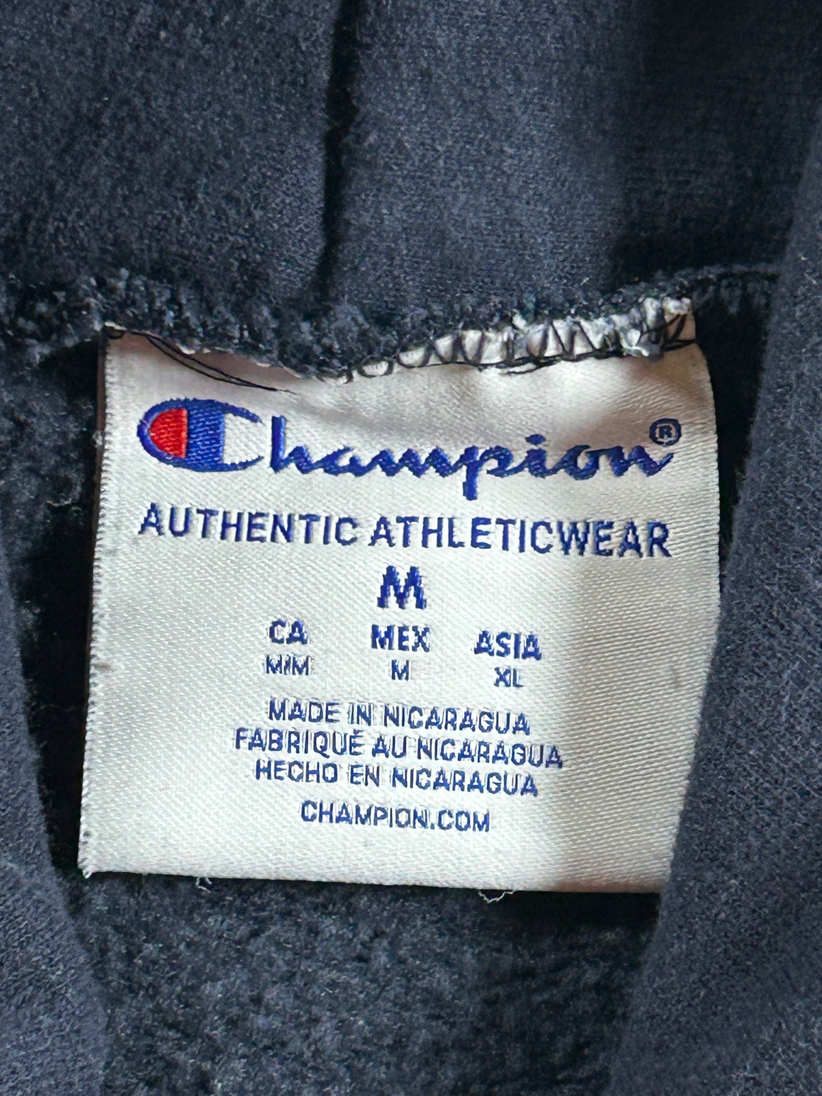 Champion Johnson & Wales University College Hoodie Sweatshirt Medium 22.5x25.5 Inches As Is