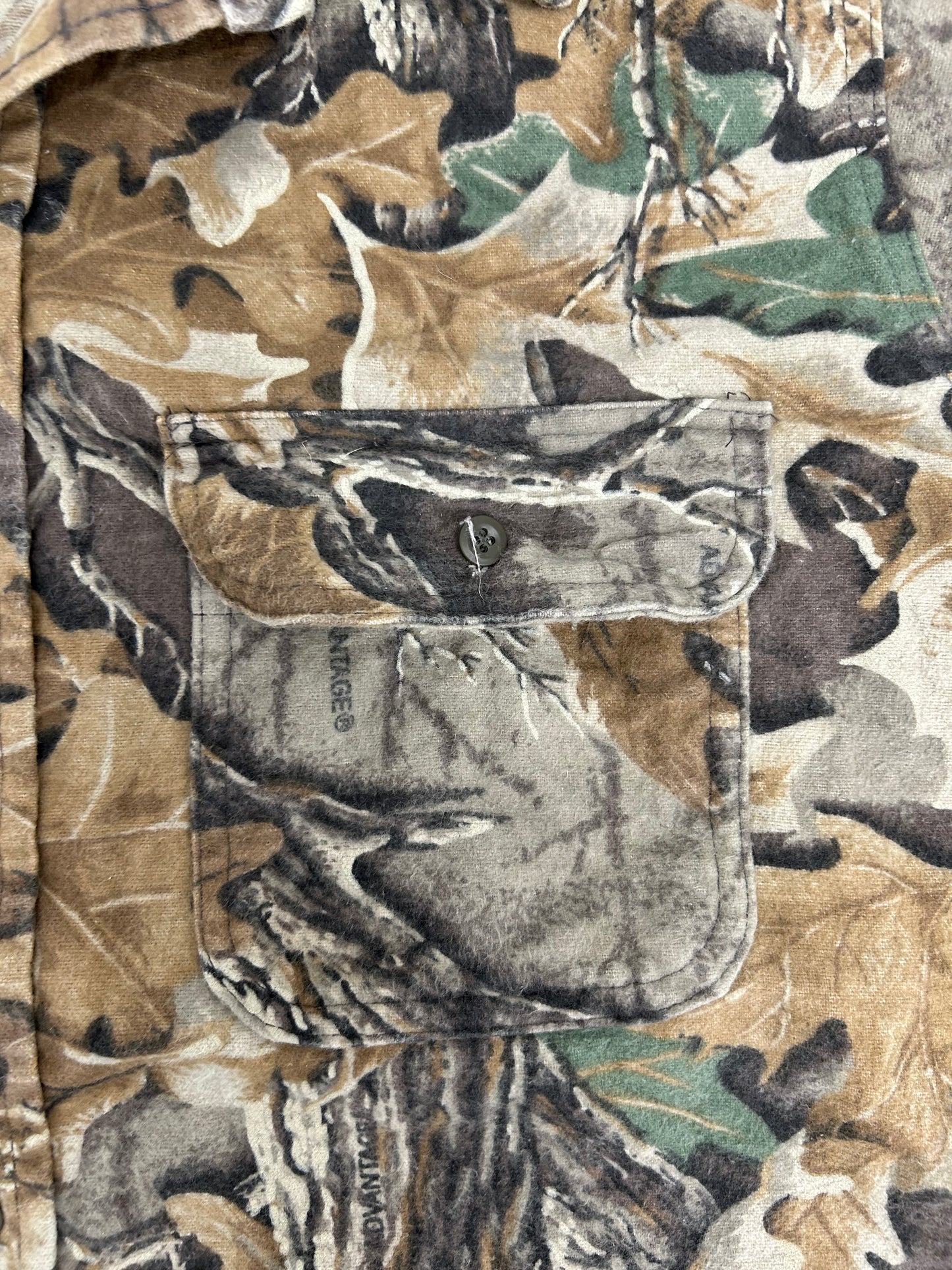 Vintage Five Brother Camo Vantage Flannel Button Up Shirt 5226 4701-ADV Large 25x29.5 Inches