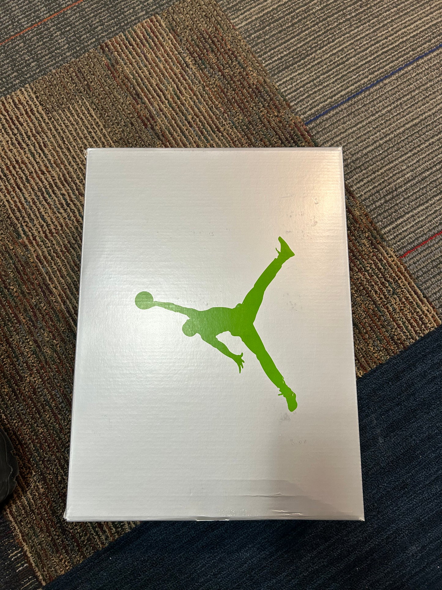 2022 Nike Air Jordan 5 Retro Green Bean 3M Size 13 DS Brand New