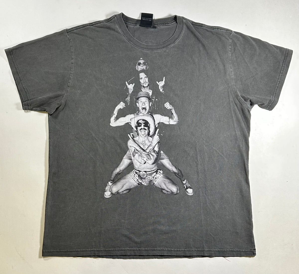 Red Hot Chili Peppers Unlimited Love Tour 2023 Totem Graphic Faded Gray 2XL 25.5x29.5 Inches.