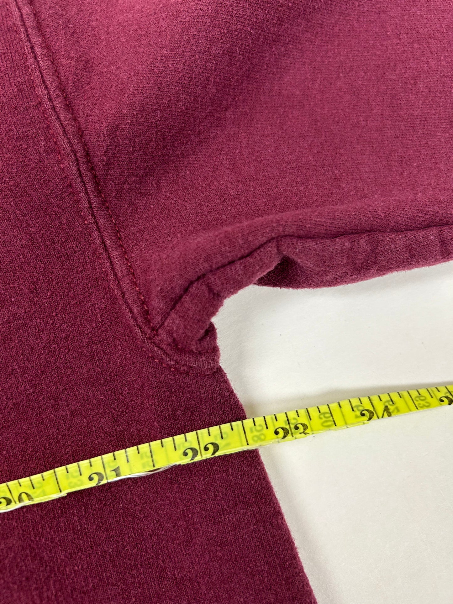 00s Obey Crewneck Sweatshirt Maroon Medium 22.5x25.5 Inches