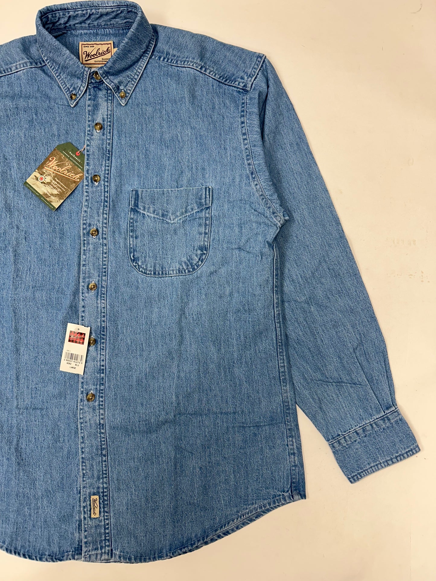 Woolrich Denim Button Up Shirt Blue Long Sleeve 100% Cotton Men’s Large 24x33 Inches DS Brand New With Tag