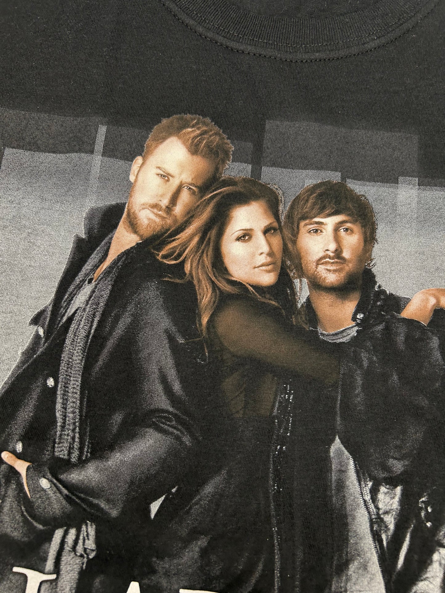 Lady Antebellum Need You Now 2009 Tour Music Shirt Medium 20x27.5 Inches Concert