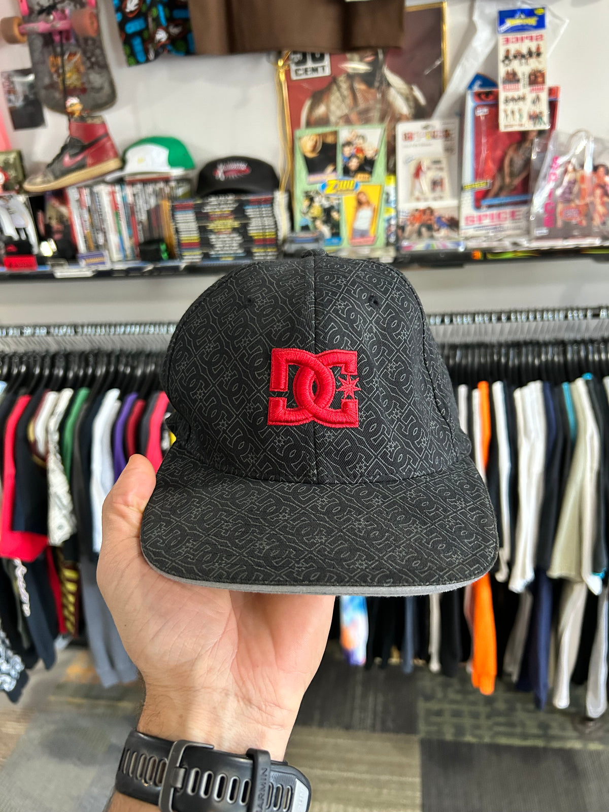 Vintage 2000s DC Shoes All Over Repeat Logo FlexFit Hat Small/Medium Fit