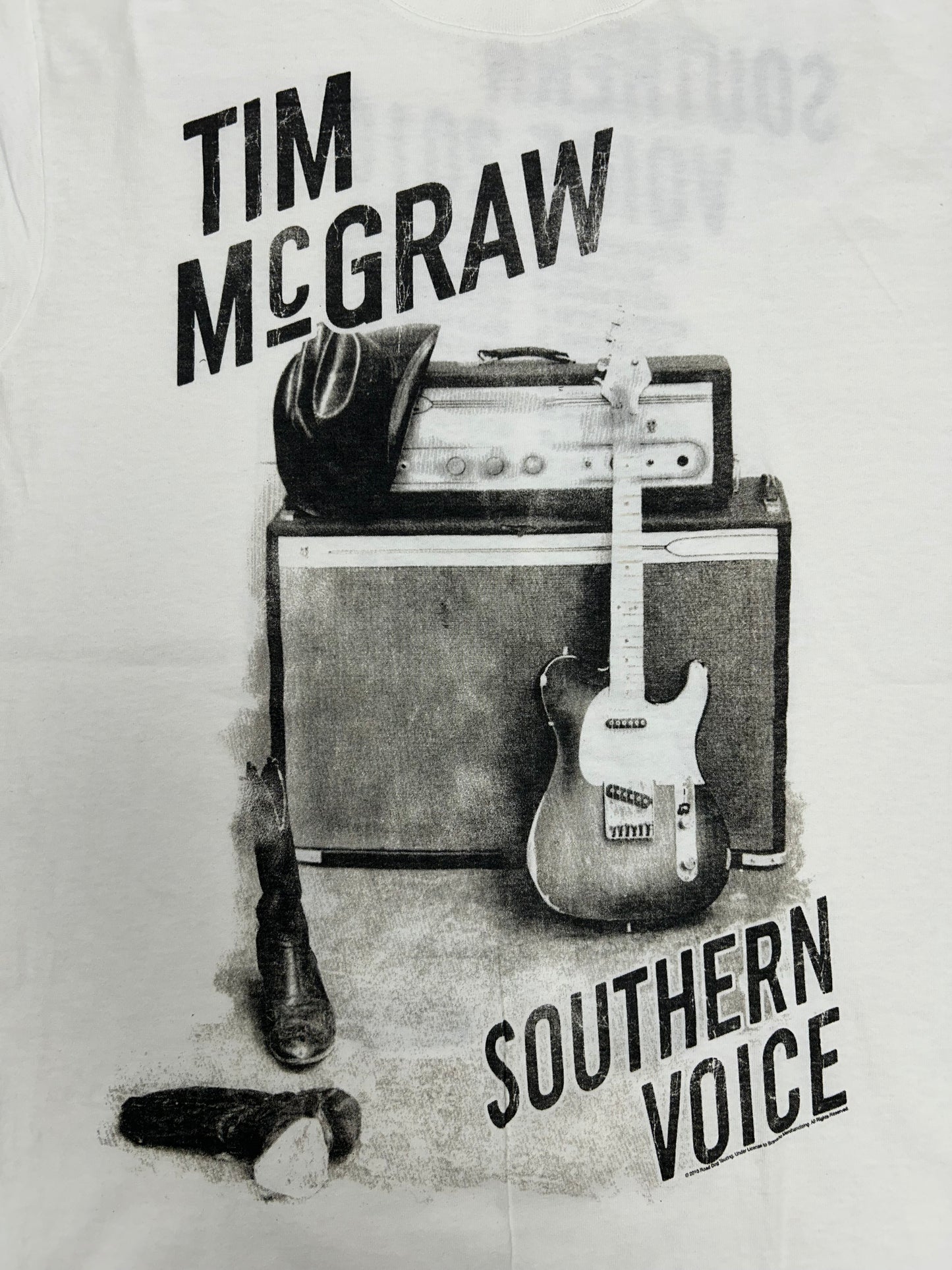 2010 Tim McGraw Southern Voice Tour Tee Country Music Shirt Medium 20.25x29 Inches