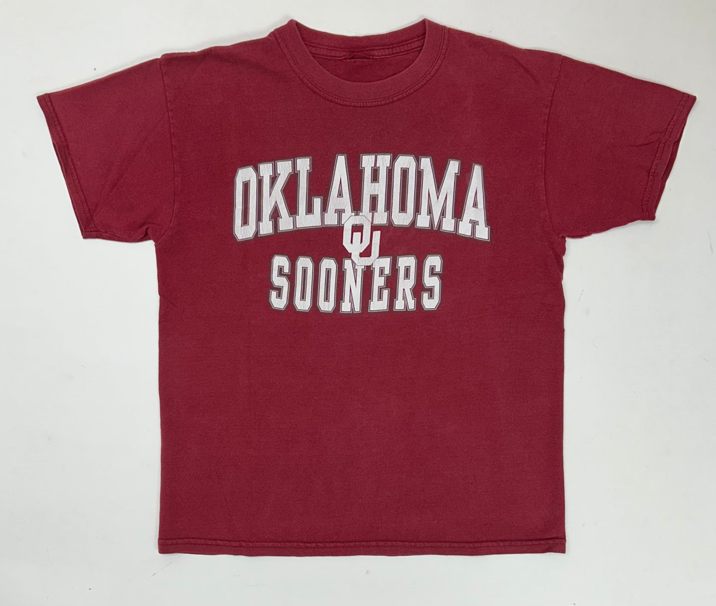 00s Oklahoma University Sooners College Tee Small 18x23.25 Inches As Is