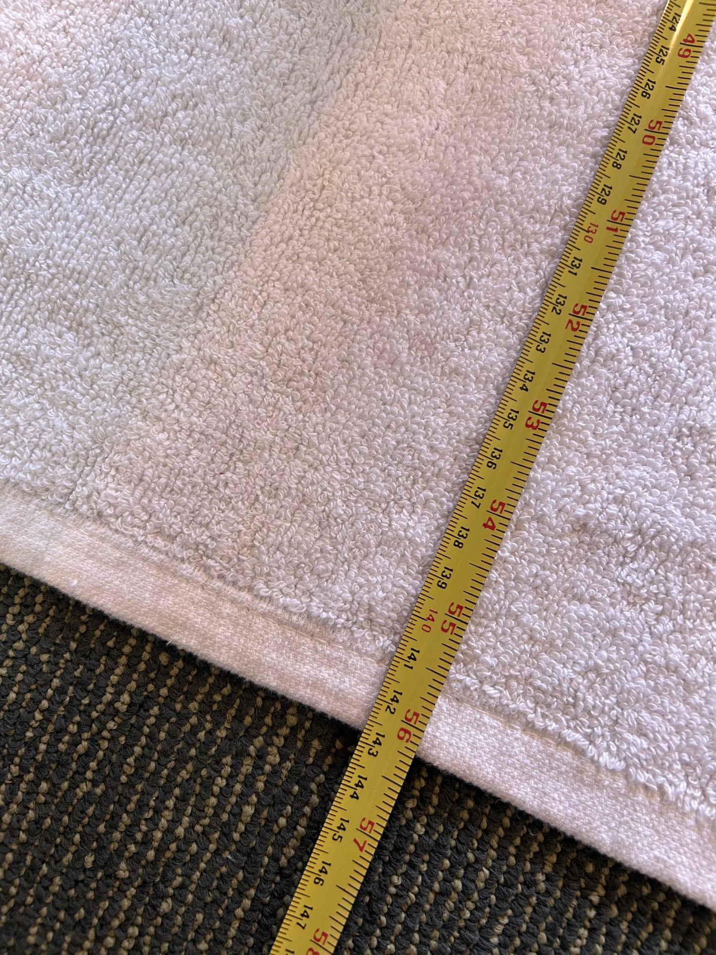 Vintage 1989 Meadowlands Bud light Beach/Pool Towel 100% Cotton About 29x56.25 Inches
