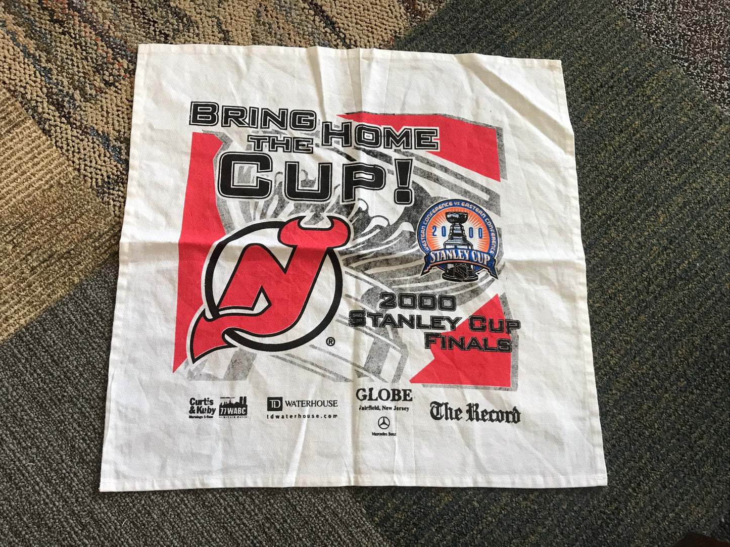 Vintage 2000 NHL New Jersey Devils Rally Towel Stanley Cup Finals Championship