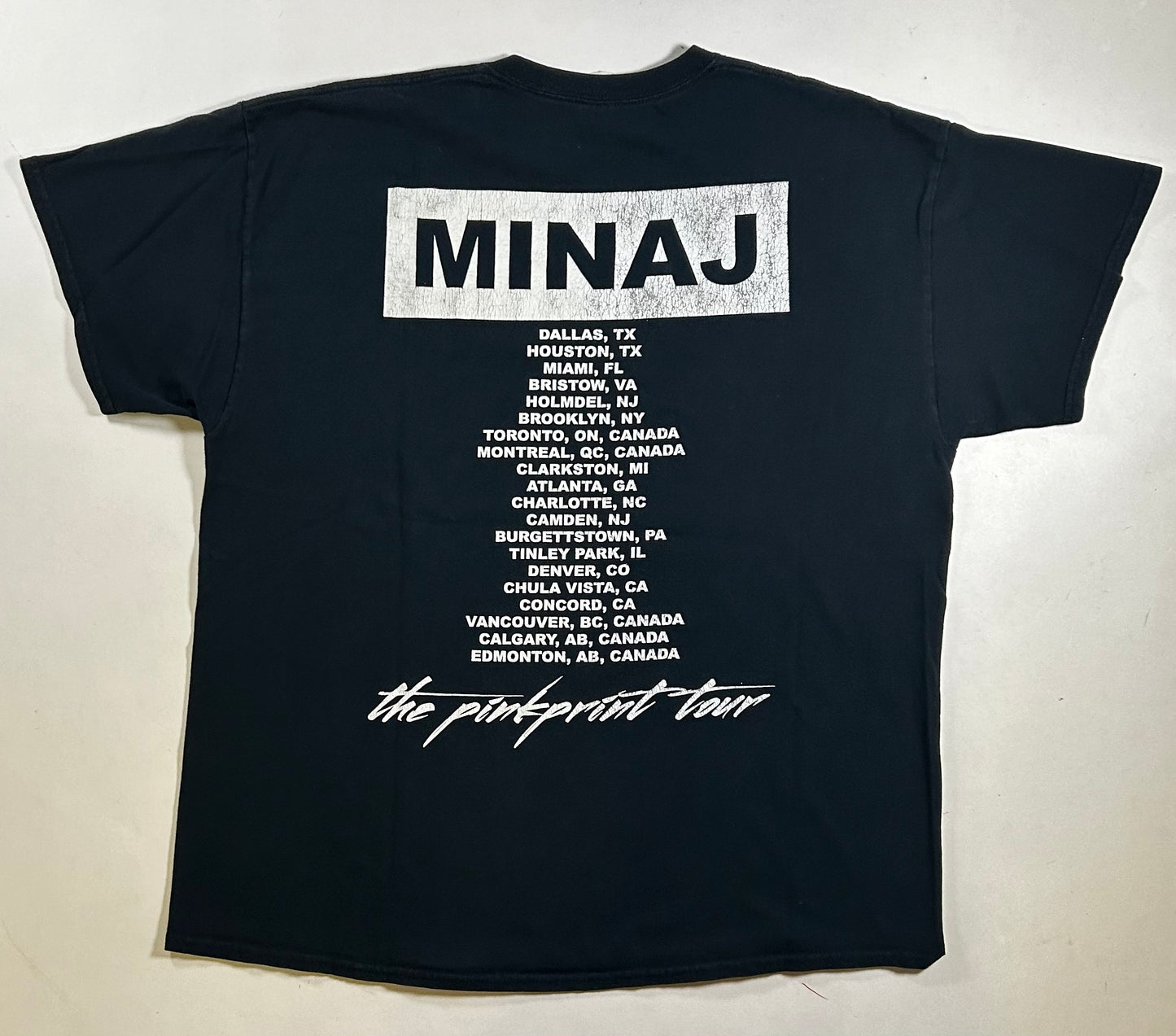 Nicki Minaj “The Pink Print Tour” 2015 Music Rap Tee XL Worn In 24x29.5 Inches
