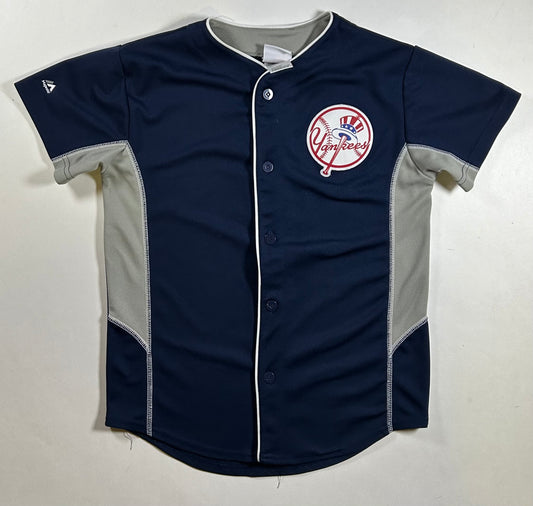 Majestic New York Yankees Derek Jeter #2 MLB Jersey Youth Medium 10/12 18.25x24.25 Inches