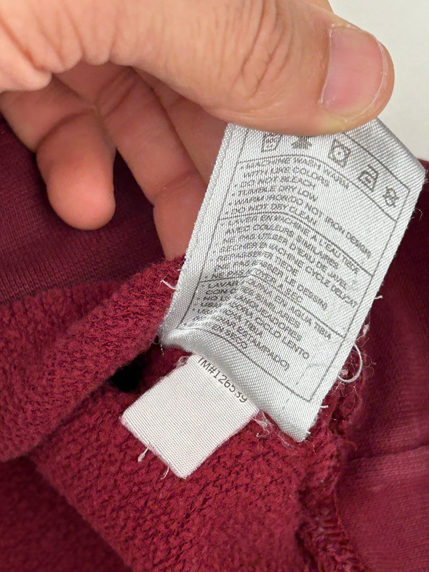 Vintage 00s Nike Swoosh Embroidered Chest Logo Essential Crewneck Sweatshirt Maroon Red Large  24.25x28 Has Small Flaw On Back As Is