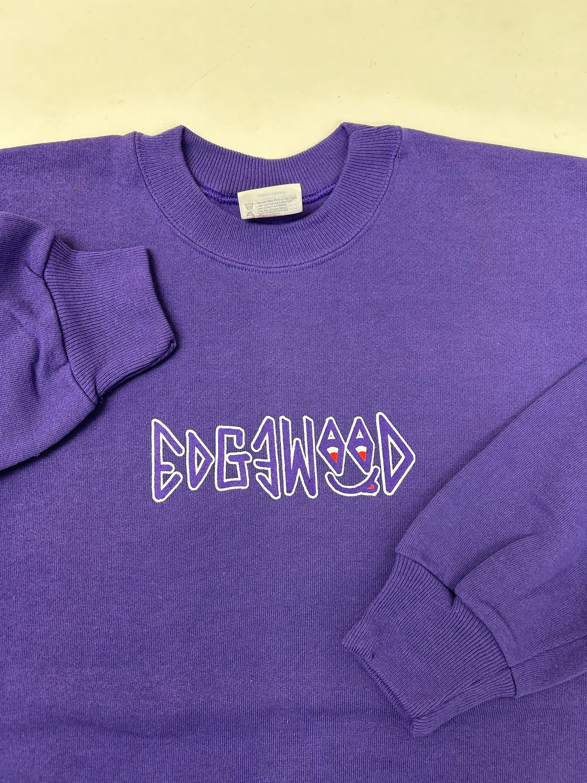 Edgewood New Jersey Deeper Than The Roots Crewneck Sweatshirts Hanes Activewear Tag 50/50 Blend USA/Mexico M/L Fit 23.5x27.5 Inches Purple
