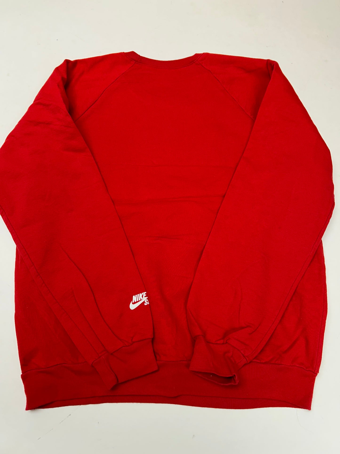 Nike SB Skateboard Crewneck Sweatshirt Made In USA Large/Medium Fit 23.5x27 Inches