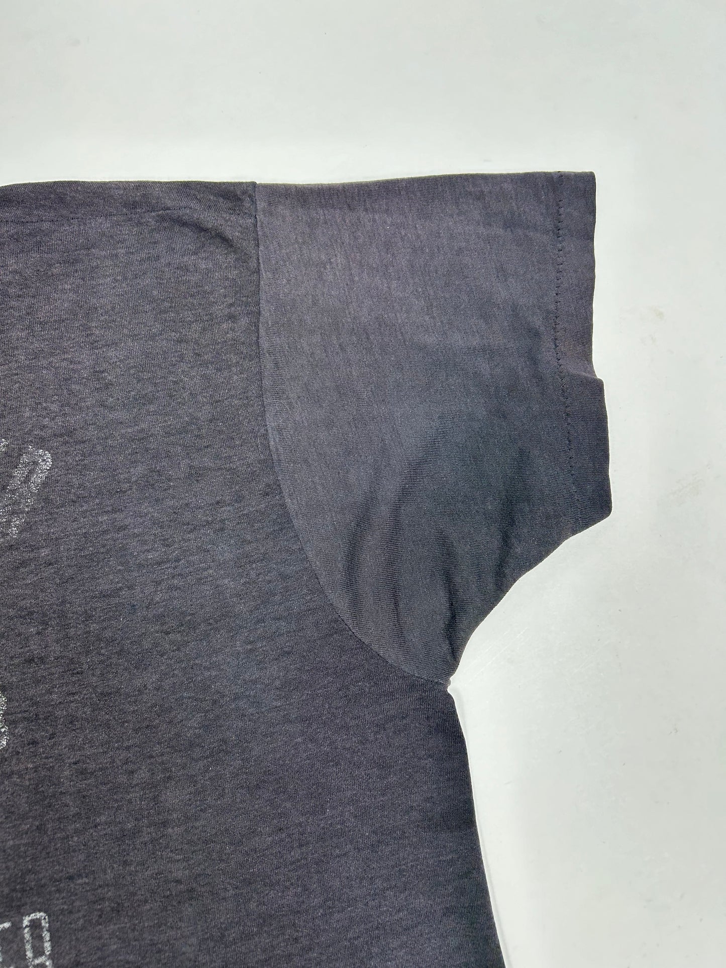 Vintage Johnny Winter Caught Live In ‘85 Guitar Slinger Music Band Tee Very Thin Shirt 18.75x25.5 Inches Small/Medium Fit