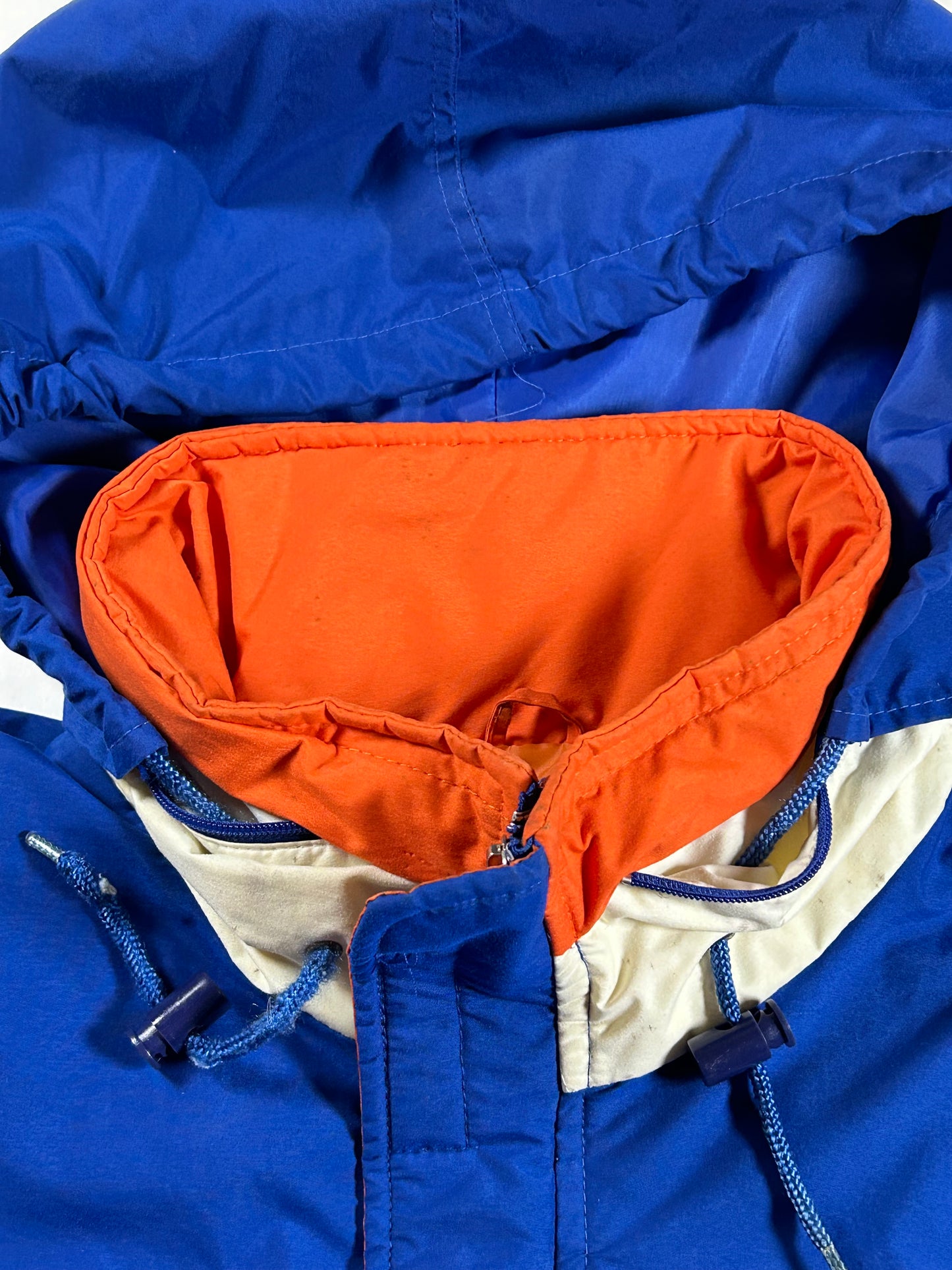 Vintage Starter New York Knicks Puffer Zip Up Packable Hood Jacket NYK XL 29x29.25 Inches As Is Has Stains 90s
